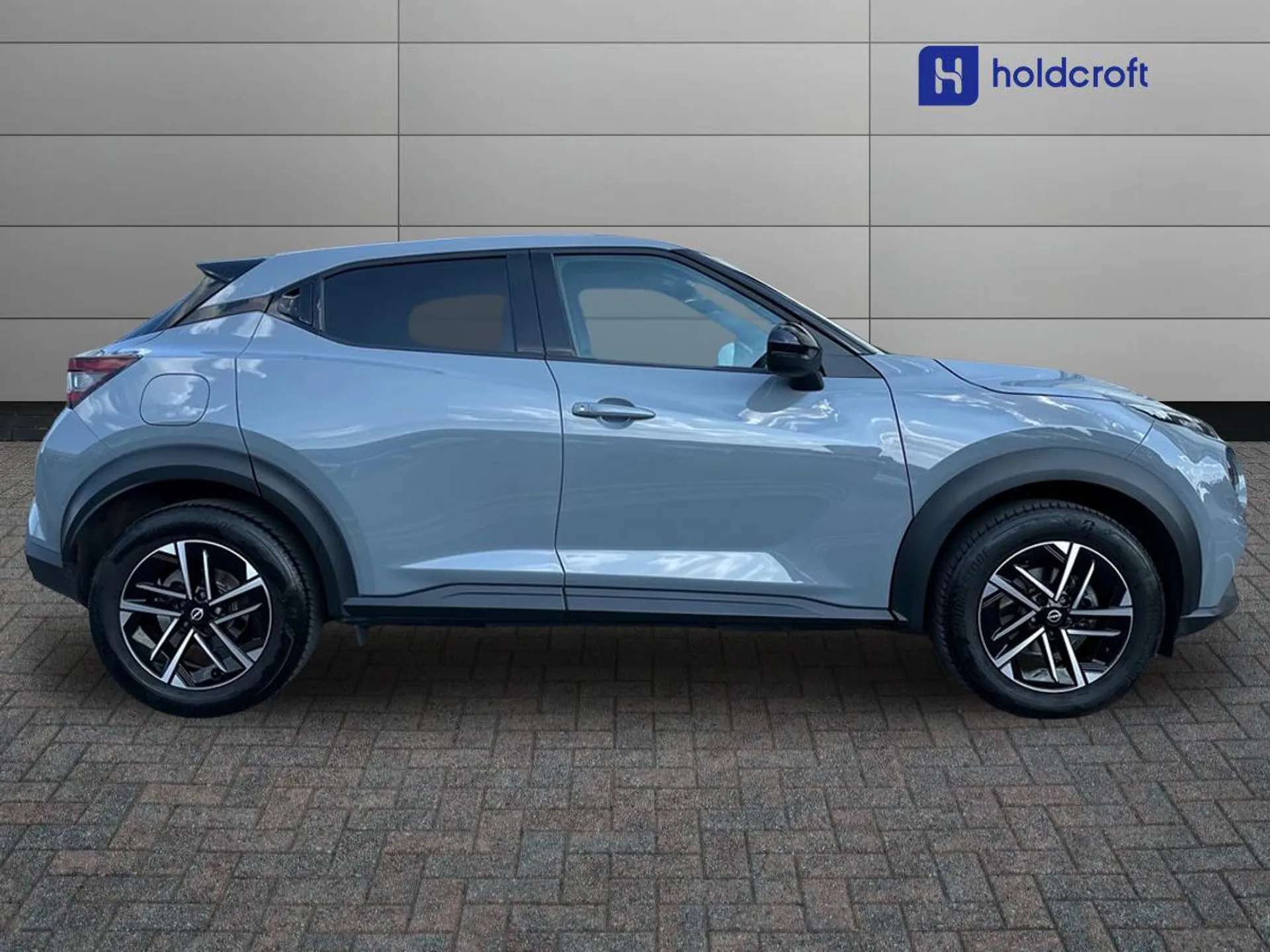 A 2025 NISSAN JUKE 1.0 DiG-T N-Connecta 5dr A 2025 NISSAN JUKE 1.0 DiG-T N-Connecta 5dr