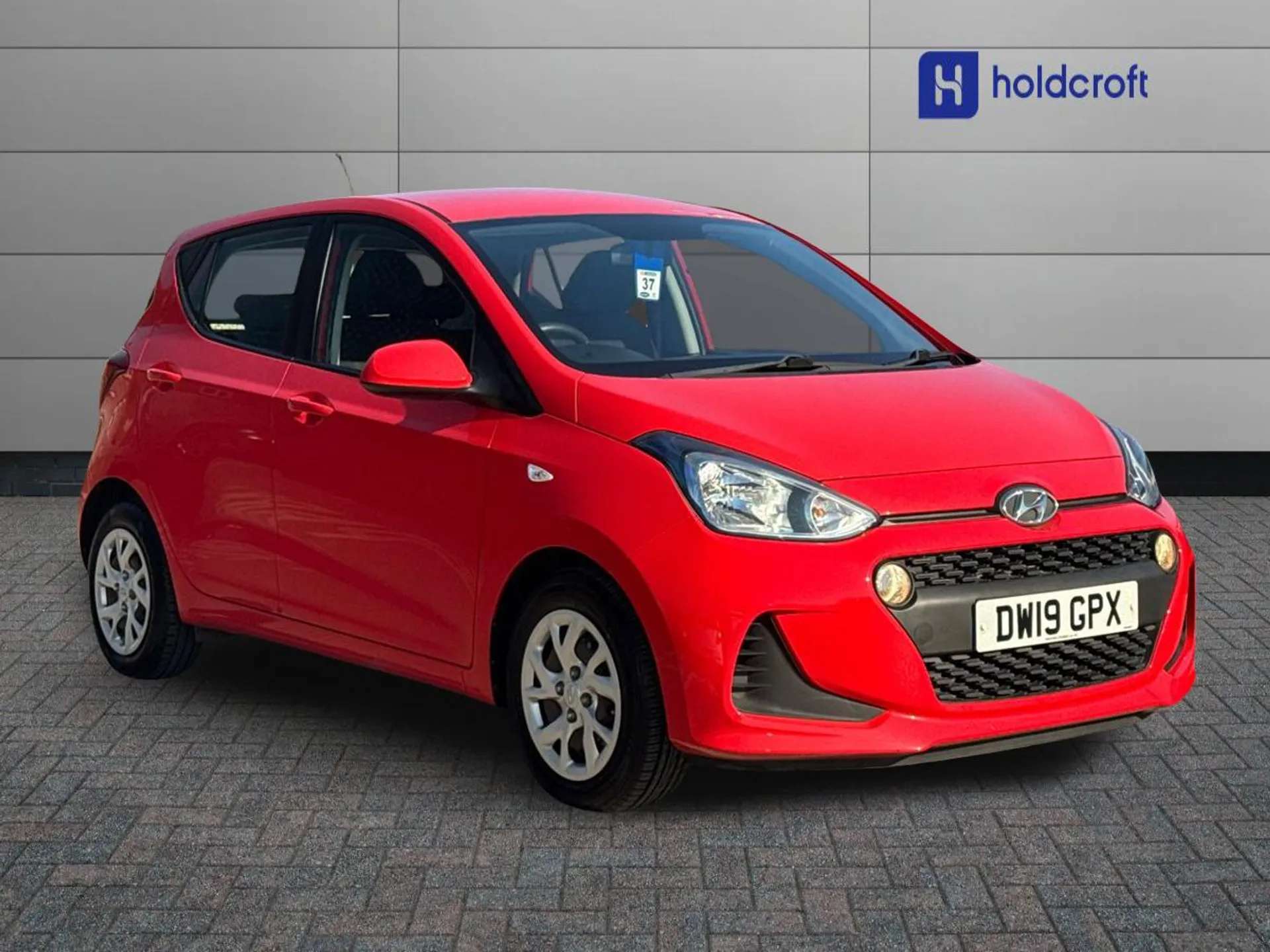 A 2019 HYUNDAI I10 1.0 SE 5dr A 2019 HYUNDAI I10 1.0 SE 5dr
