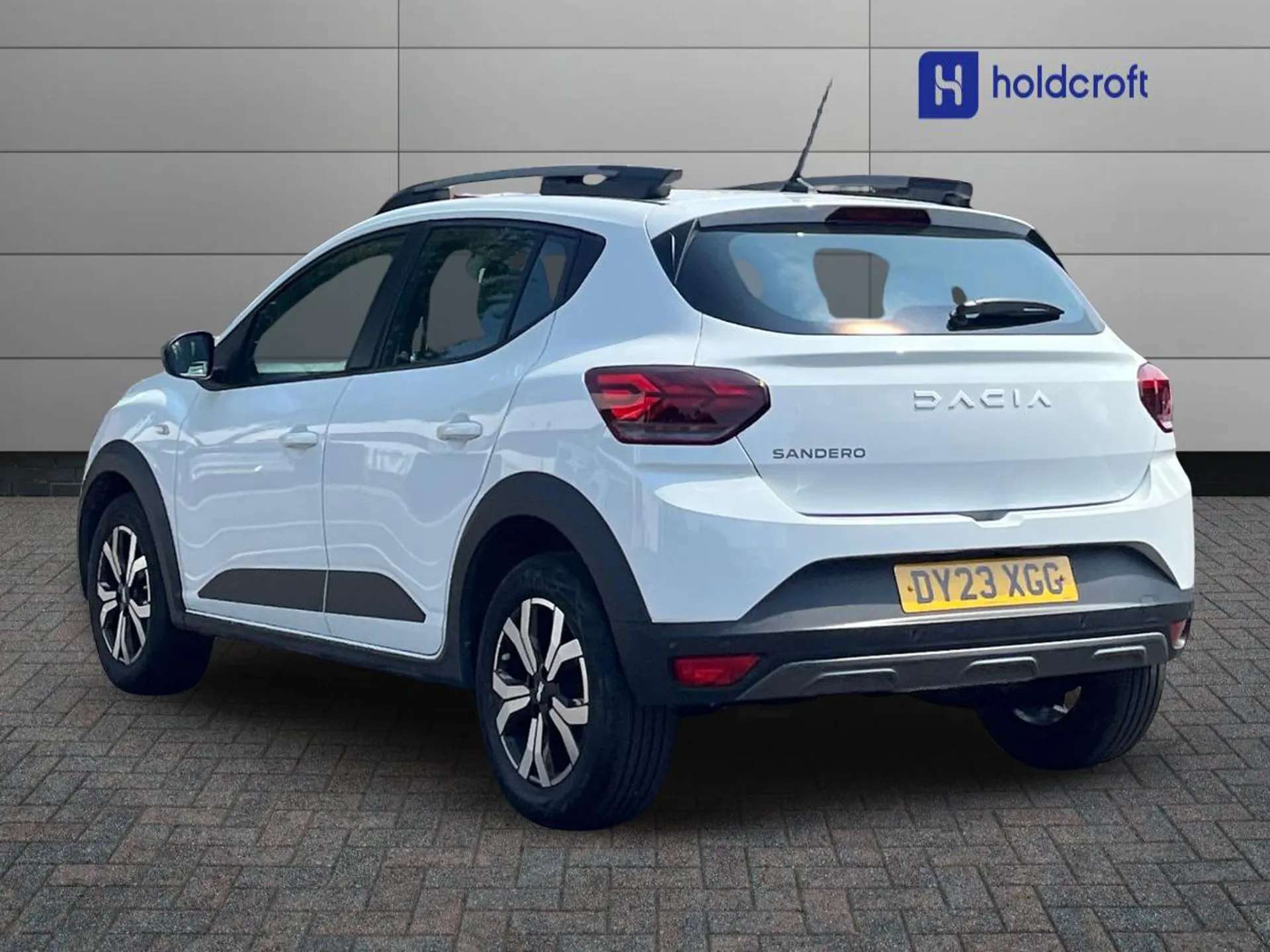 A 2023 DACIA SANDERO STEPWAY 1.0 TCe Essential 5dr A 2023 DACIA SANDERO STEPWAY 1.0 TCe Essential 5dr