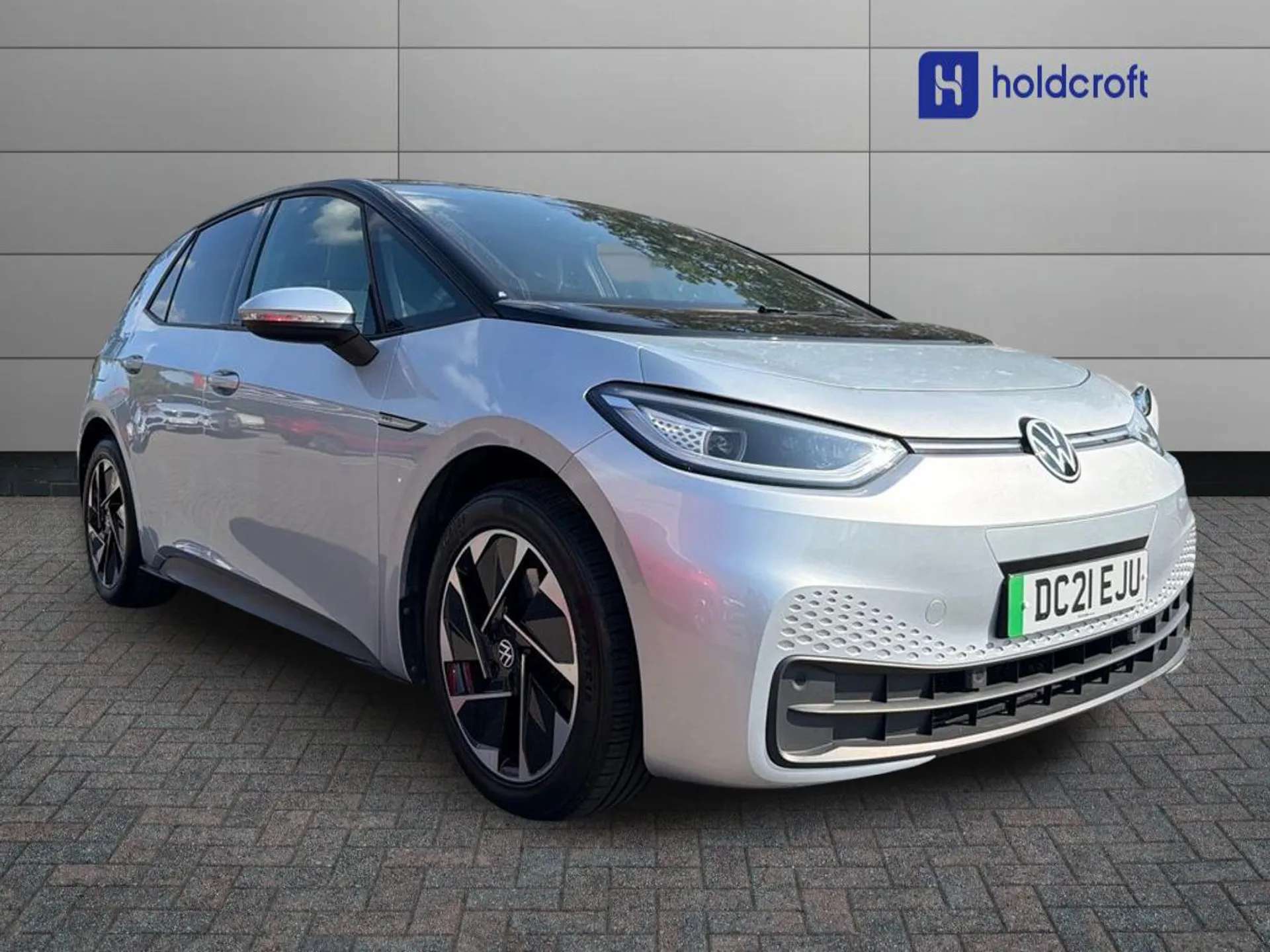 A 2021 VOLKSWAGEN ID.3 150kW Style Pro Performance 58kWh 5dr Auto A 2021 VOLKSWAGEN ID.3 150kW Style Pro Performance 58kWh 5dr Auto