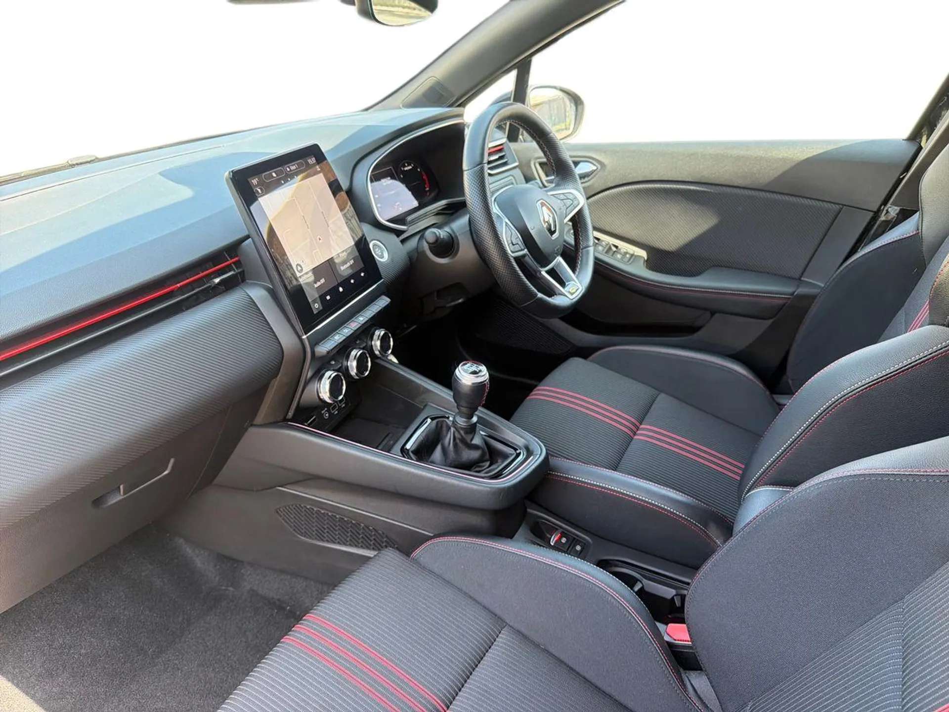 A 2023 RENAULT CLIO 1.0 TCe 90 RS Line 5dr A 2023 RENAULT CLIO 1.0 TCe 90 RS Line 5dr