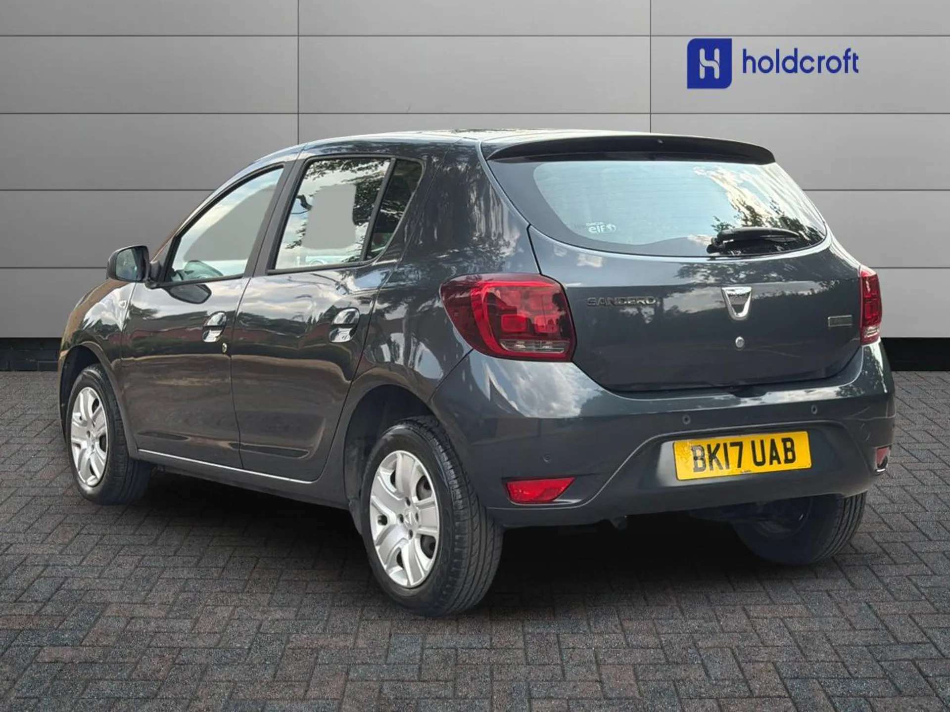 A 2017 DACIA SANDERO 1.5 dCi Laureate 5dr A 2017 DACIA SANDERO 1.5 dCi Laureate 5dr