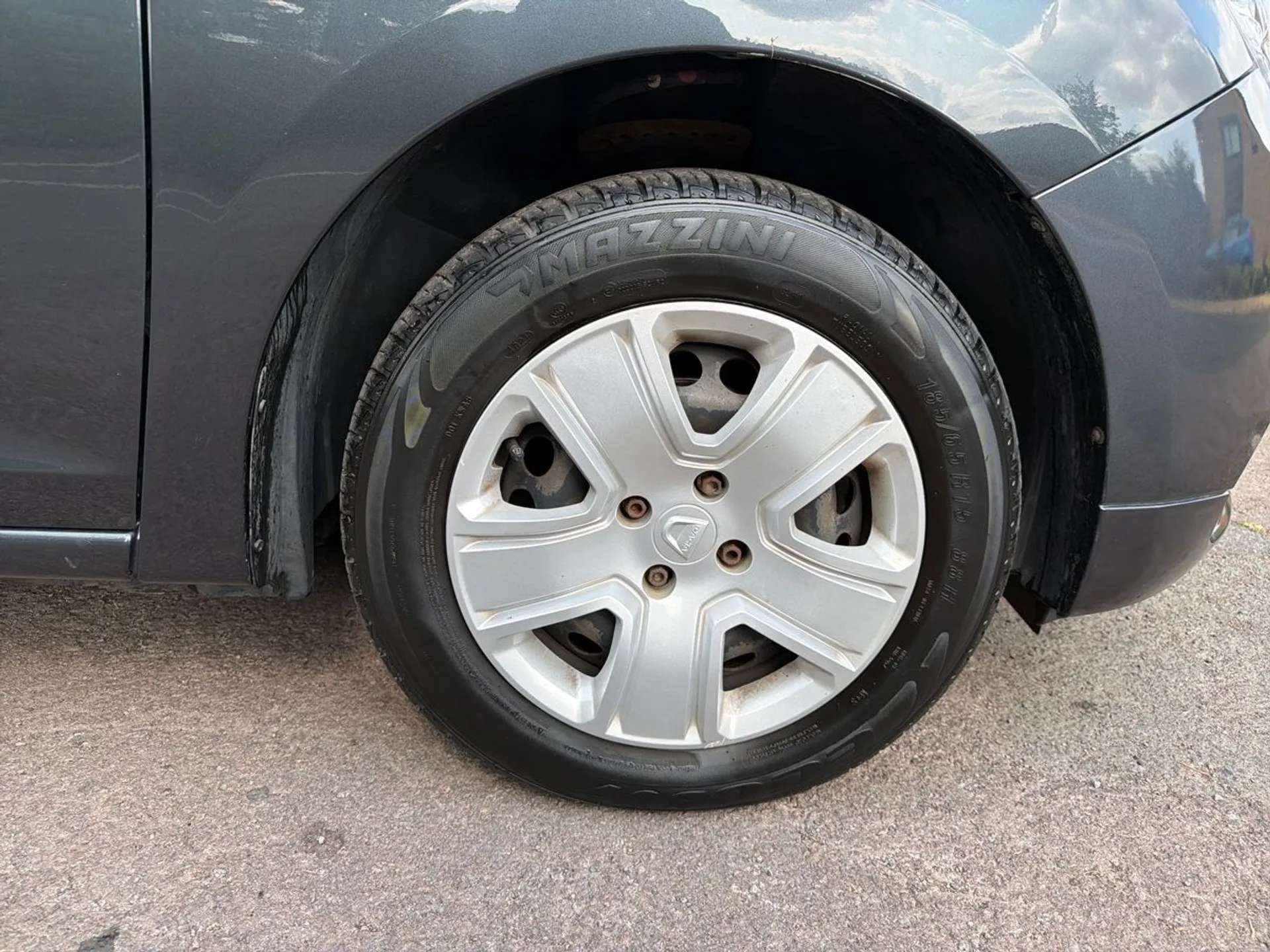 A 2017 DACIA SANDERO 1.5 dCi Laureate 5dr A 2017 DACIA SANDERO 1.5 dCi Laureate 5dr