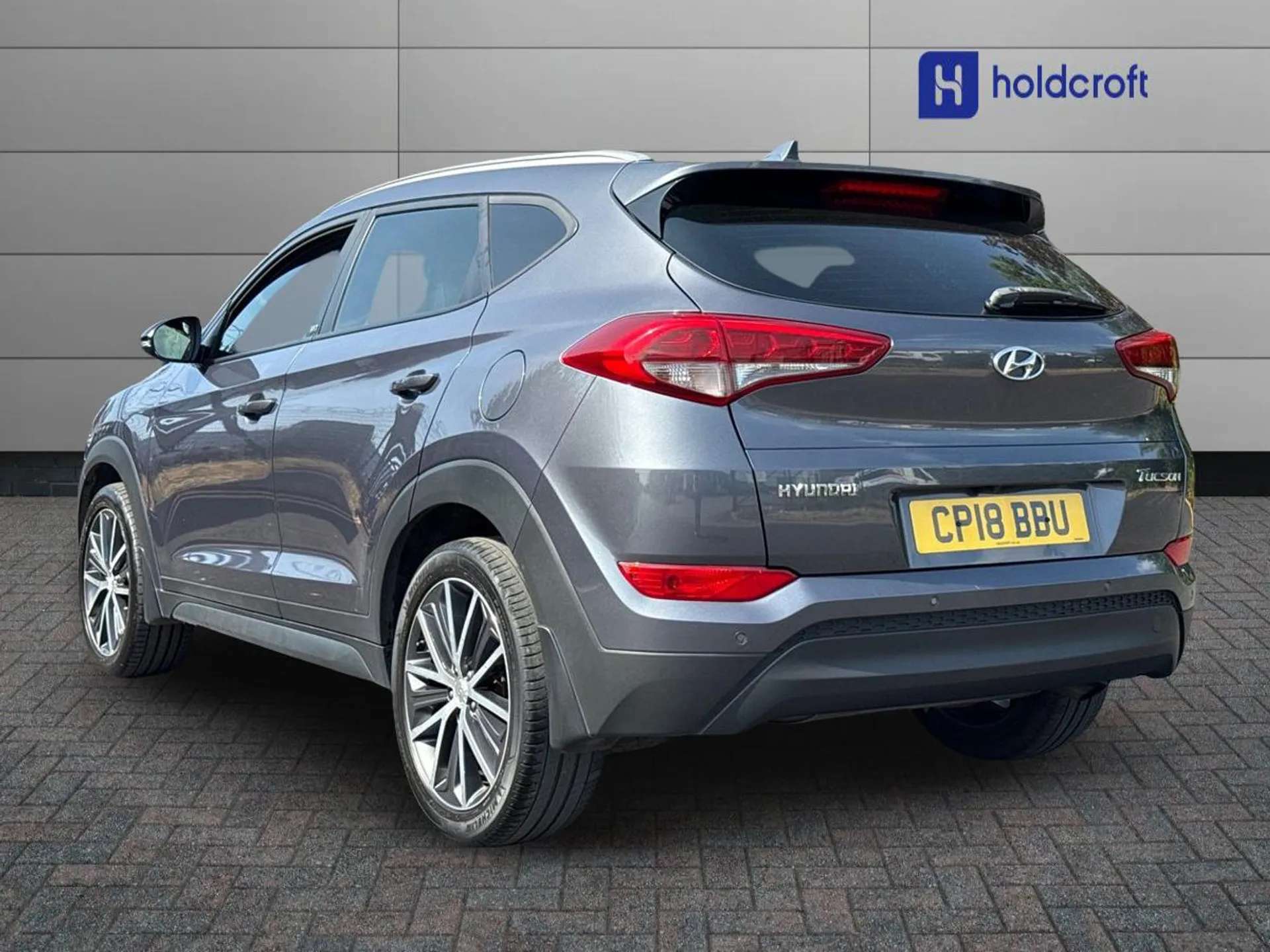 A 2018 HYUNDAI TUCSON 1.7 CRDi Blue Drive Go SE 5dr 2WD DCT - ZERO DEPOSIT FINANCE & CASHBACK AVAILABLE A 2018 HYUNDAI TUCSON 1.7 CRDi Blue Drive Go SE 5dr 2WD DCT - ZERO DEPOSIT FINANCE & CASHBACK AVAILABLE