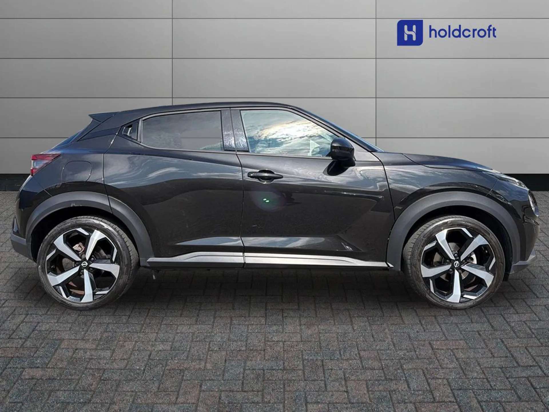 A 2023 NISSAN JUKE 1.0 DiG-T 114 Tekna 5dr A 2023 NISSAN JUKE 1.0 DiG-T 114 Tekna 5dr
