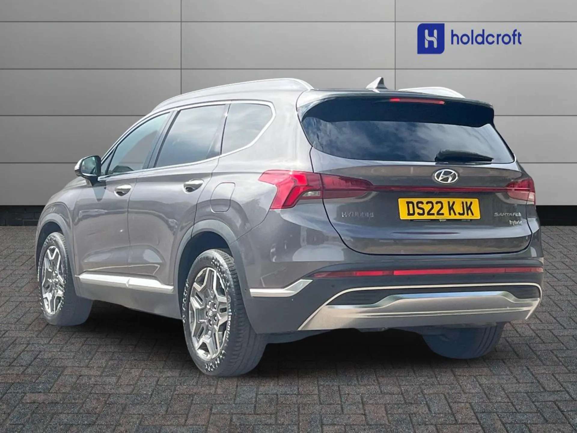 A 2022 HYUNDAI SANTA FE 1.6 TGDi Hybrid Ultimate 5dr Auto - ZERO DEPOSIT FINANCE AND CASHBACK AVAILABLE A 2022 HYUNDAI SANTA FE 1.6 TGDi Hybrid Ultimate 5dr Auto - ZERO DEPOSIT FINANCE AND CASHBACK AVAILABLE