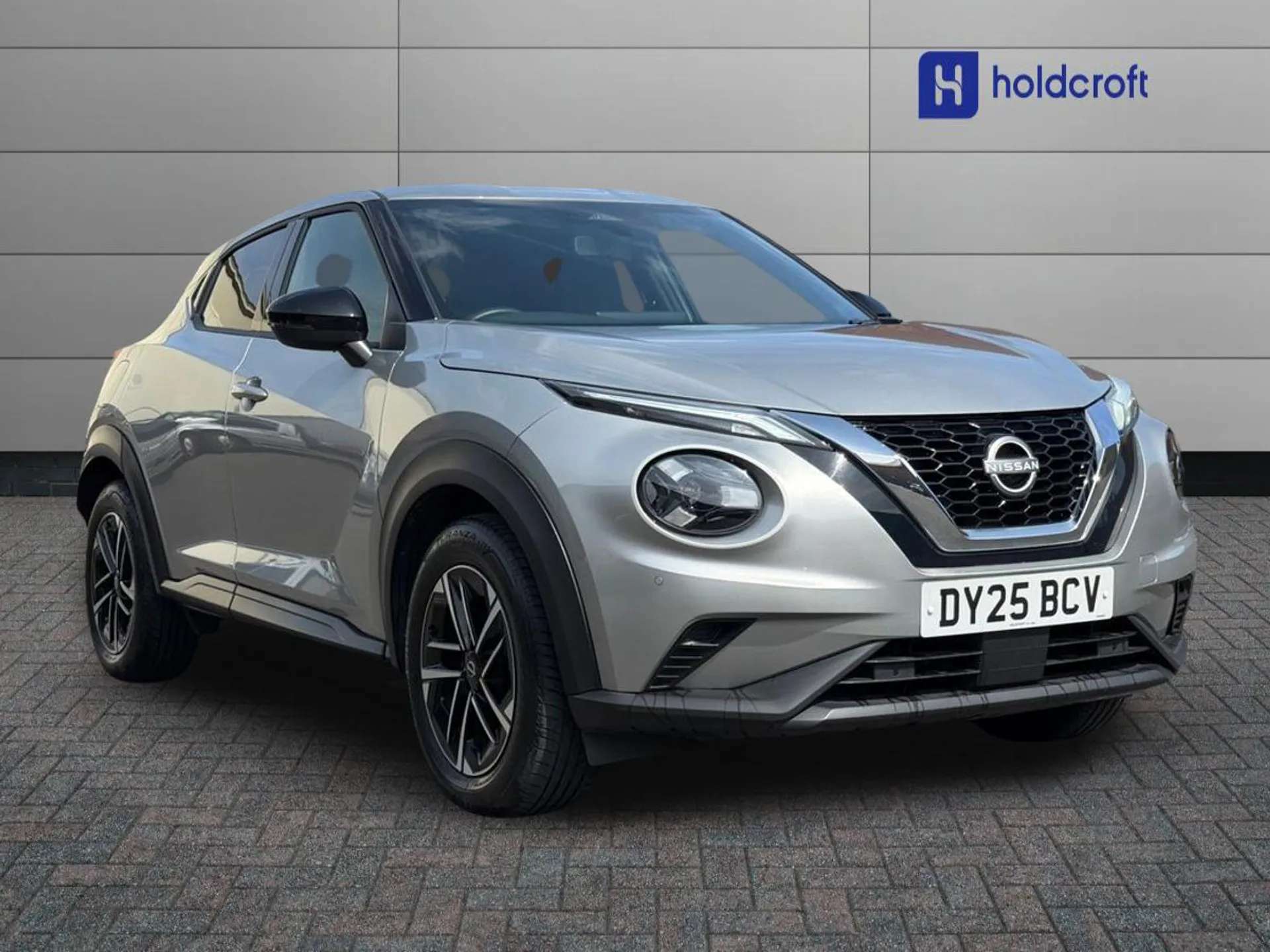 A 2025 NISSAN JUKE 1.0 DiG-T N-Connecta 5dr A 2025 NISSAN JUKE 1.0 DiG-T N-Connecta 5dr