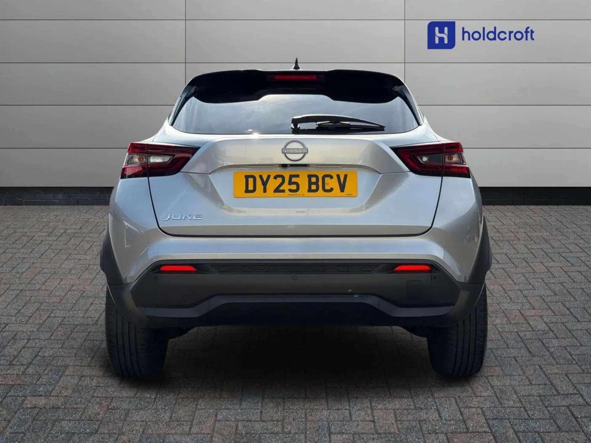 A 2025 NISSAN JUKE 1.0 DiG-T N-Connecta 5dr A 2025 NISSAN JUKE 1.0 DiG-T N-Connecta 5dr