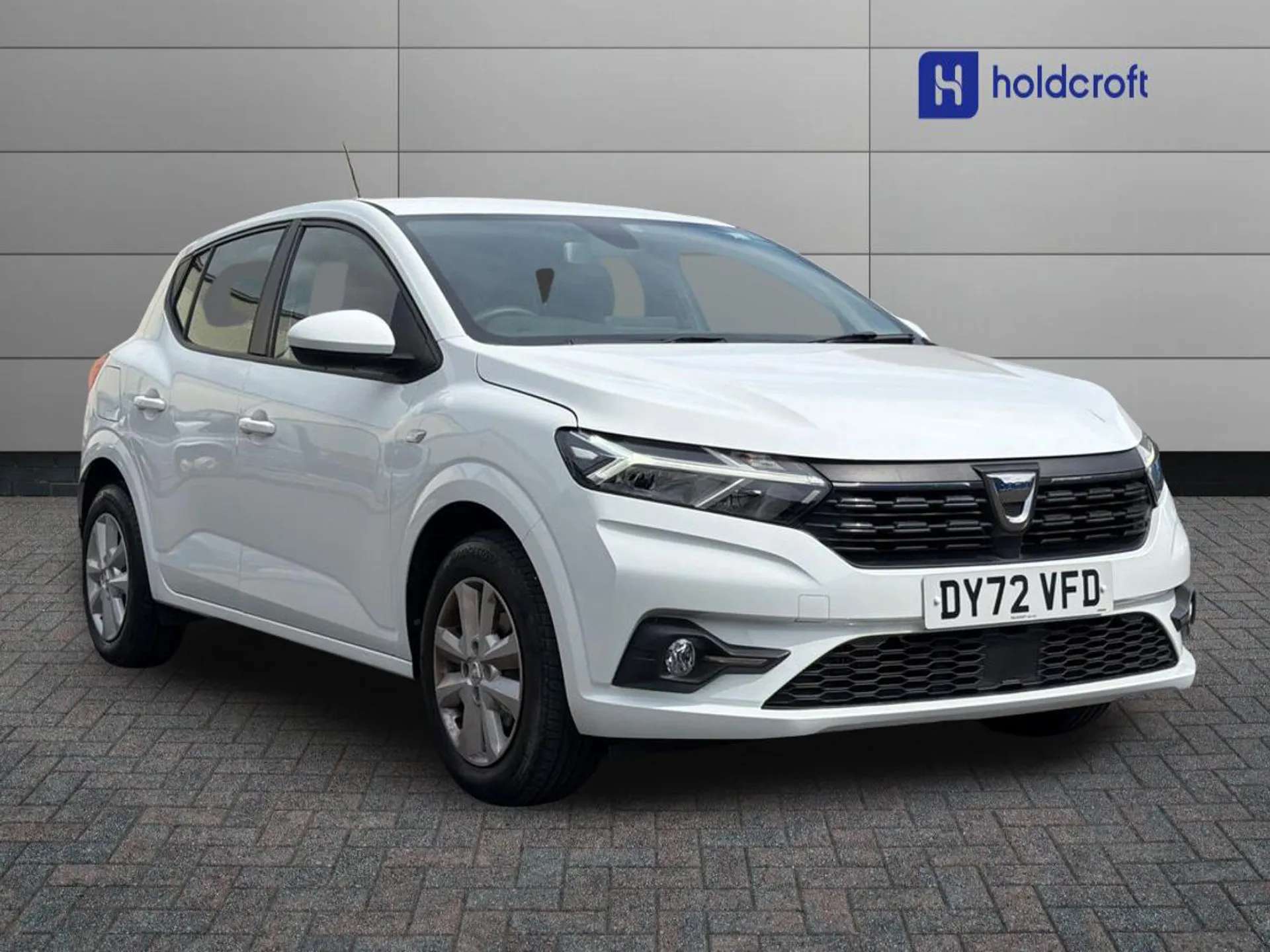 A 2022 DACIA SANDERO 1.0 TCe Bi-Fuel Comfort 5dr A 2022 DACIA SANDERO 1.0 TCe Bi-Fuel Comfort 5dr