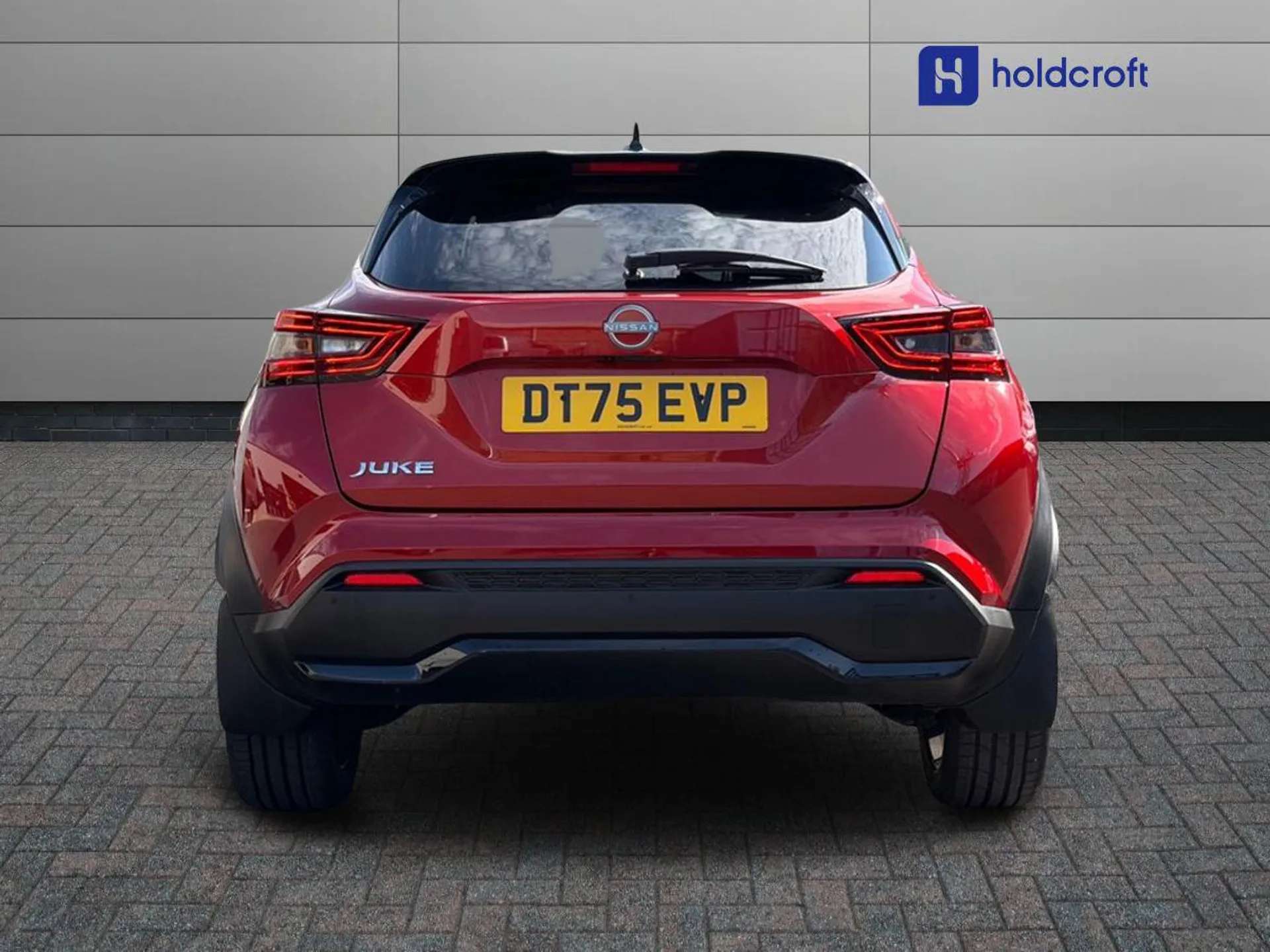 A 2026 NISSAN JUKE 1.0 DiG-T Tekna 5dr A 2026 NISSAN JUKE 1.0 DiG-T Tekna 5dr