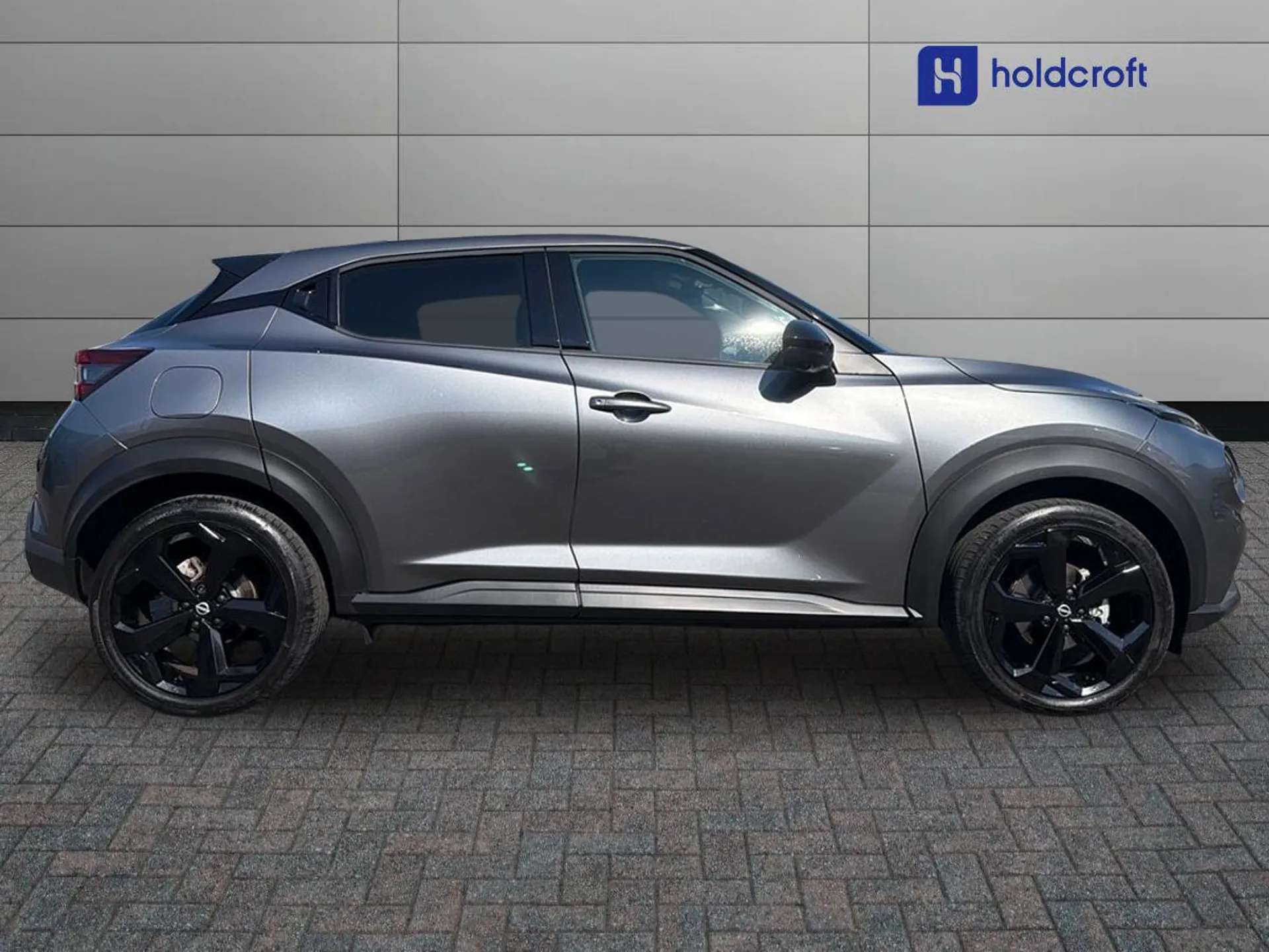 A 2025 NISSAN JUKE 1.6 Hybrid Tekna 5dr Auto A 2025 NISSAN JUKE 1.6 Hybrid Tekna 5dr Auto