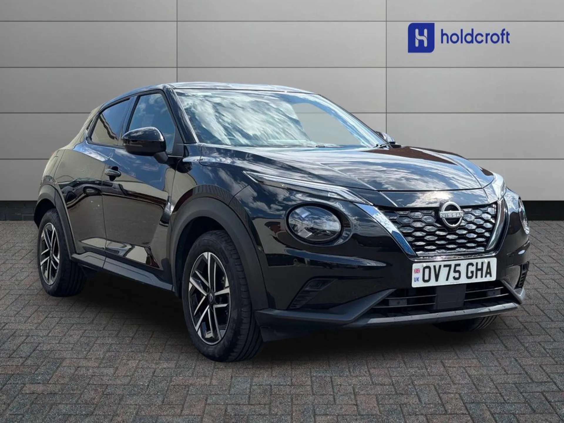 A 2025 NISSAN JUKE 1.6 Hybrid N-Connecta 5dr Auto A 2025 NISSAN JUKE 1.6 Hybrid N-Connecta 5dr Auto