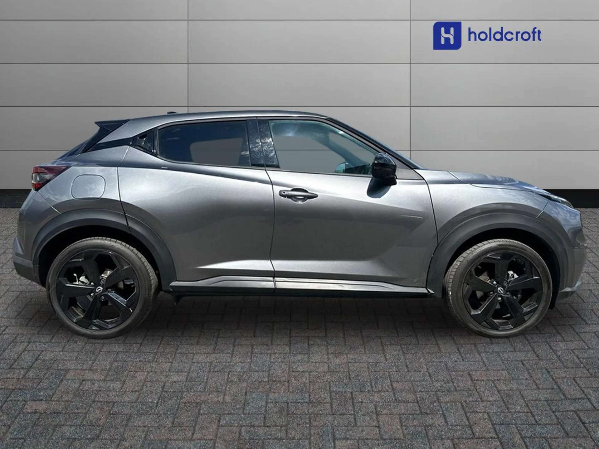 A 2025 NISSAN JUKE 1.0 DiG-T Tekna 5dr A 2025 NISSAN JUKE 1.0 DiG-T Tekna 5dr