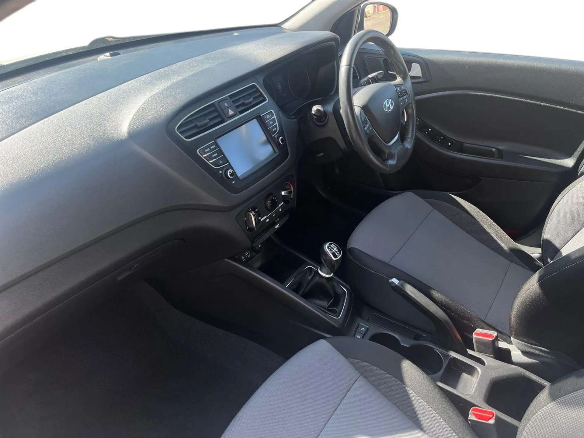 A 2019 HYUNDAI I20 1.0 T-GDi SE 5dr - ZERO DEPOSIT FINANCE AND CASHBACK AVAILABLE A 2019 HYUNDAI I20 1.0 T-GDi SE 5dr - ZERO DEPOSIT FINANCE AND CASHBACK AVAILABLE