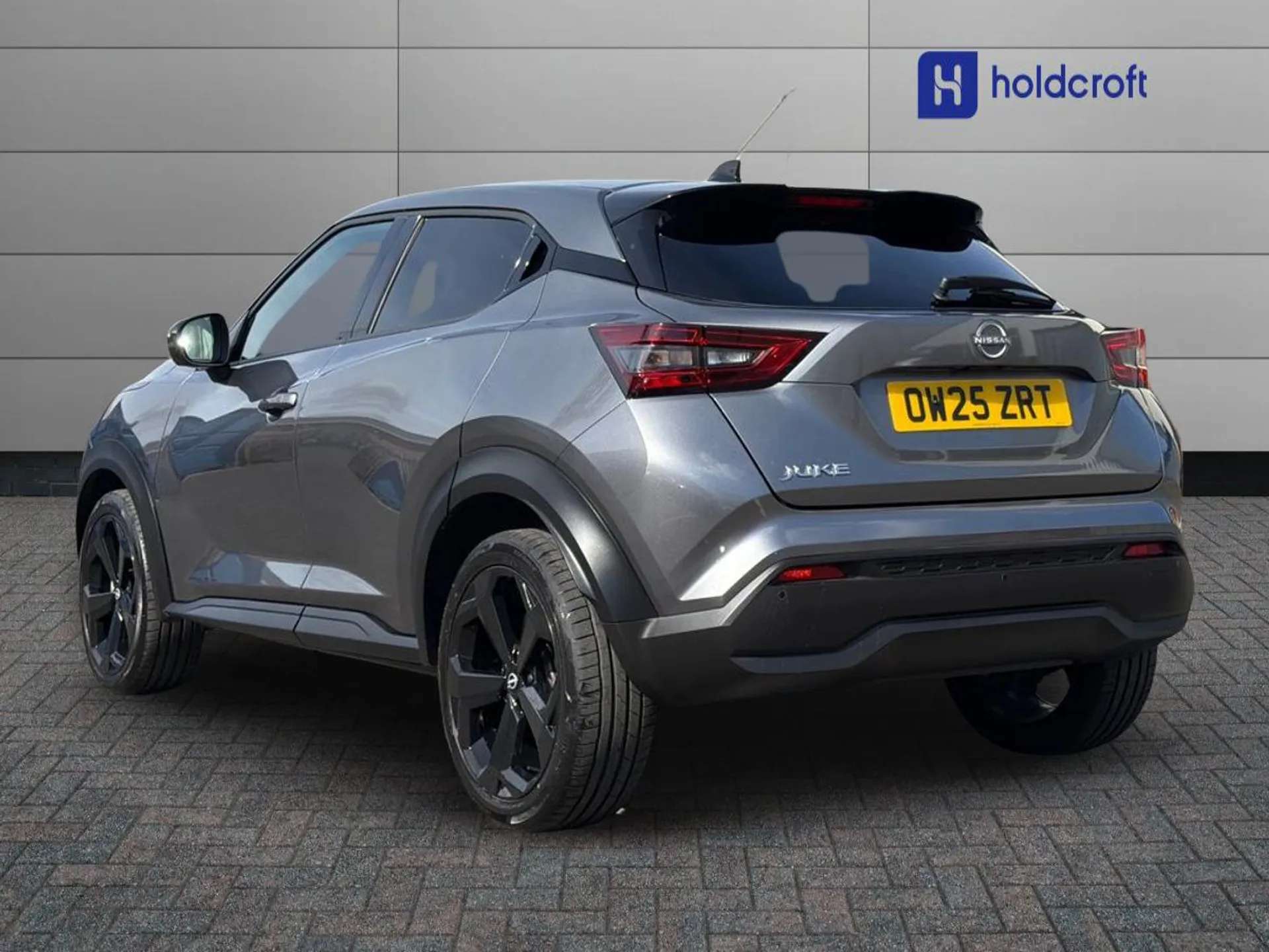 A 2025 NISSAN JUKE 1.0 DiG-T Tekna 5dr A 2025 NISSAN JUKE 1.0 DiG-T Tekna 5dr