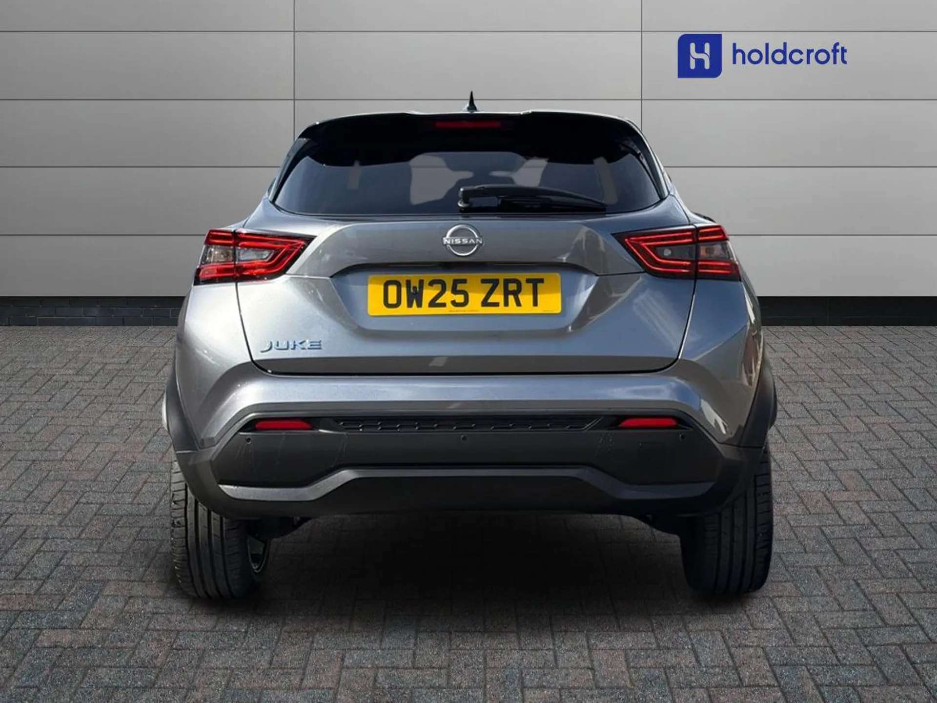 A 2025 NISSAN JUKE 1.0 DiG-T Tekna 5dr A 2025 NISSAN JUKE 1.0 DiG-T Tekna 5dr