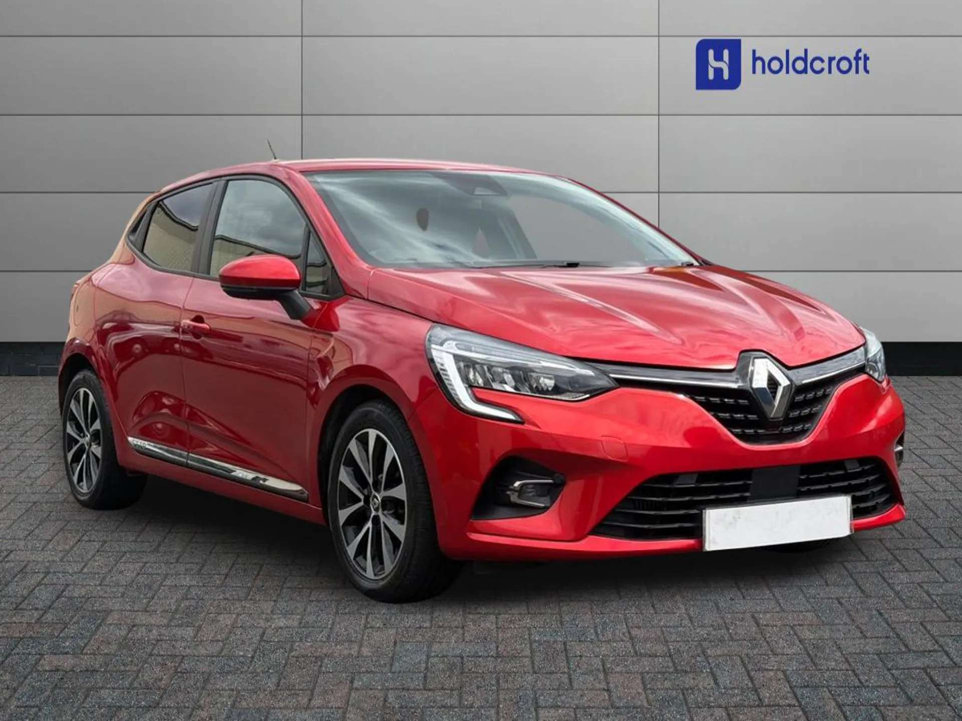 A 2020 RENAULT CLIO 1.0 TCe 100 Iconic 5dr A 2020 RENAULT CLIO 1.0 TCe 100 Iconic 5dr