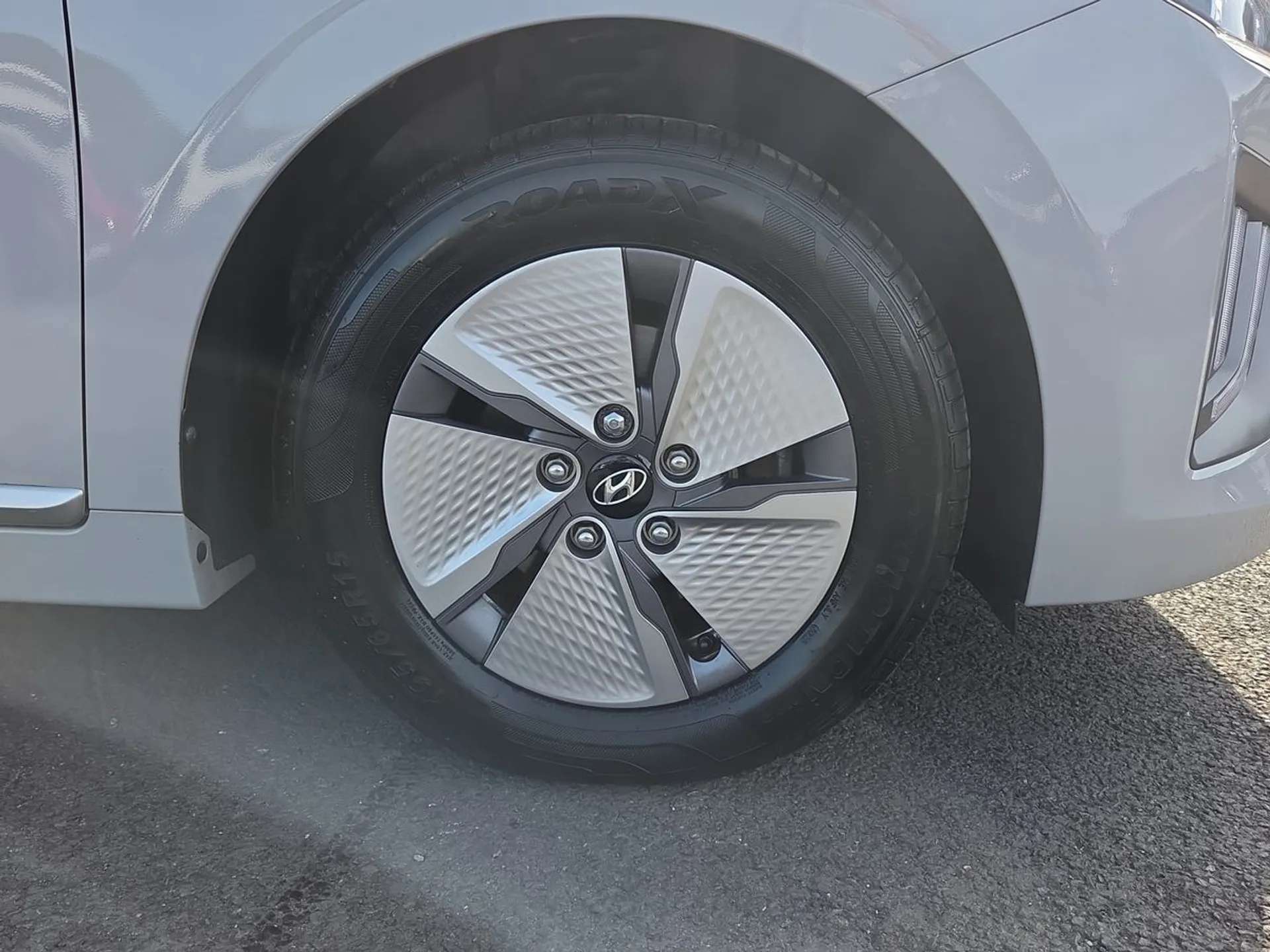 2022 HYUNDAI IONIQ 2022 HYUNDAI IONIQ