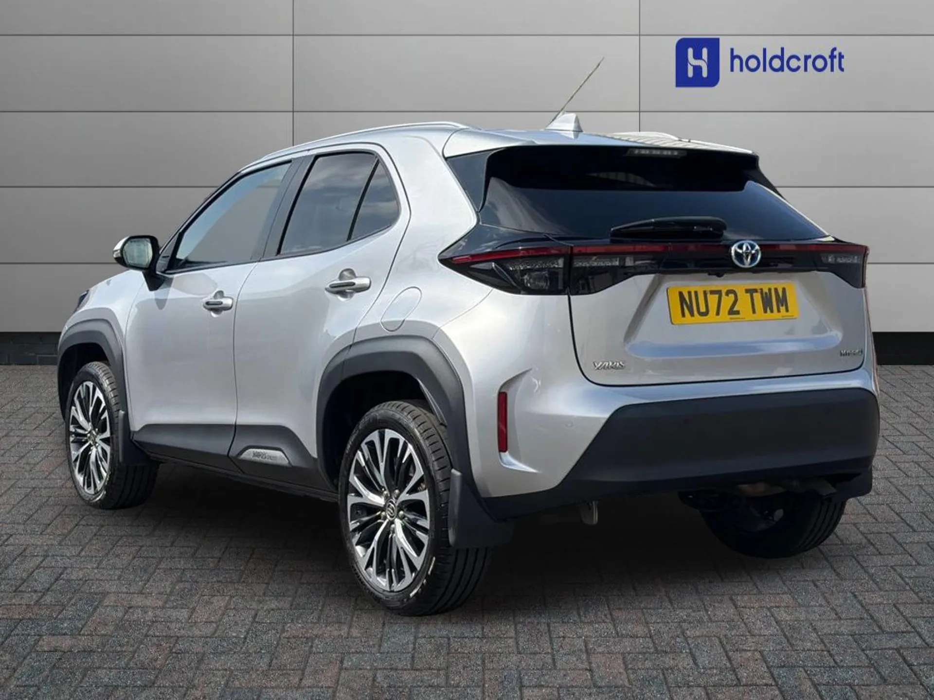 A 2022 TOYOTA YARIS CROSS 1.5 Hybrid Excel 5dr CVT A 2022 TOYOTA YARIS CROSS 1.5 Hybrid Excel 5dr CVT