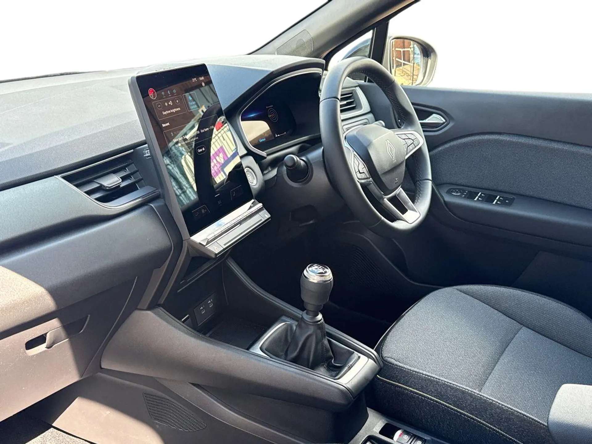 A 2025 RENAULT CAPTUR 1.0 TCE 90 Techno 5dr A 2025 RENAULT CAPTUR 1.0 TCE 90 Techno 5dr