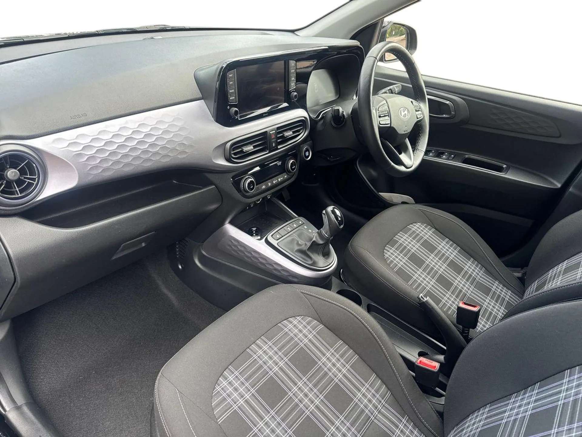 2025 HYUNDAI I10 2025 HYUNDAI I10