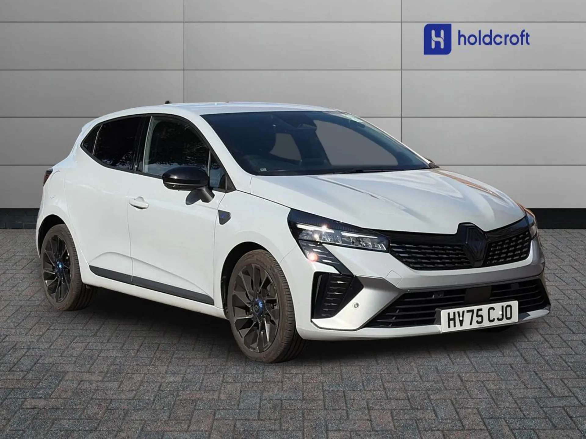 A 2025 RENAULT CLIO 1.0 TCe 90 Esprit Alpine 5dr A 2025 RENAULT CLIO 1.0 TCe 90 Esprit Alpine 5dr