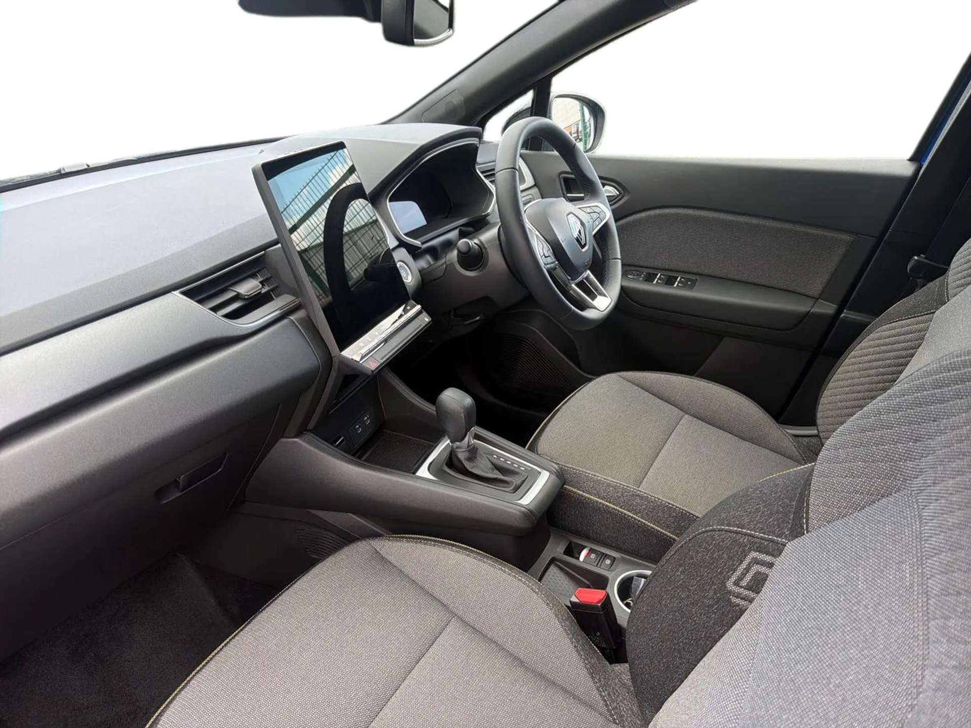 A 2025 RENAULT CAPTUR 1.6 E-Tech Full Hybrid 145 Techno 5dr Auto A 2025 RENAULT CAPTUR 1.6 E-Tech Full Hybrid 145 Techno 5dr Auto