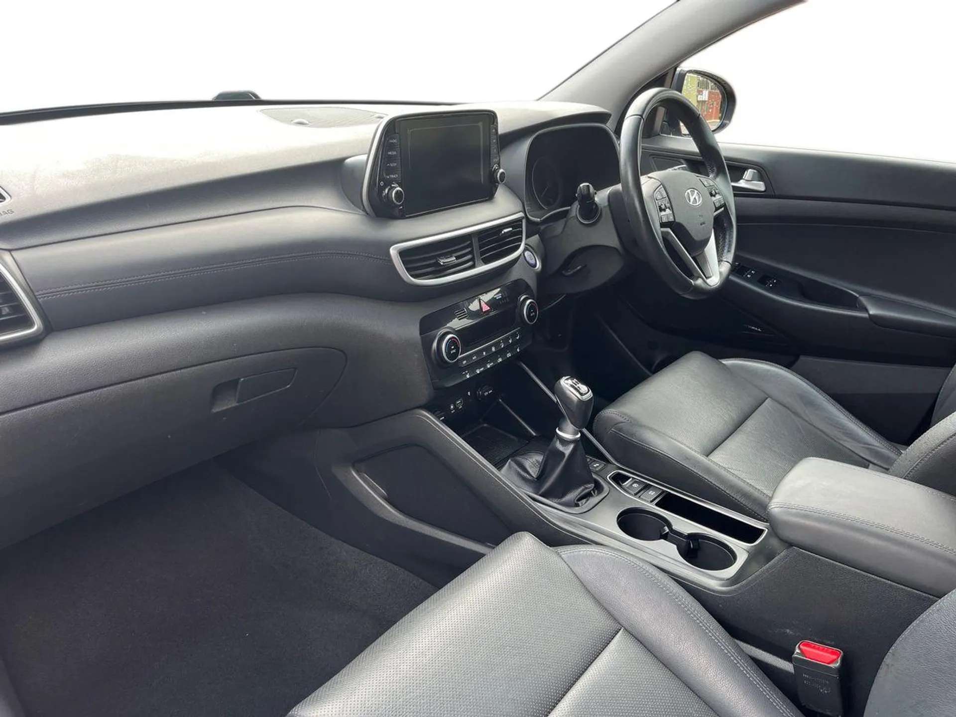 A 2020 HYUNDAI TUCSON 1.6 GDi Premium 5dr 2WD - ZERO DEPOSIT FINANCE AND CASHBACK AVAILABLE A 2020 HYUNDAI TUCSON 1.6 GDi Premium 5dr 2WD - ZERO DEPOSIT FINANCE AND CASHBACK AVAILABLE