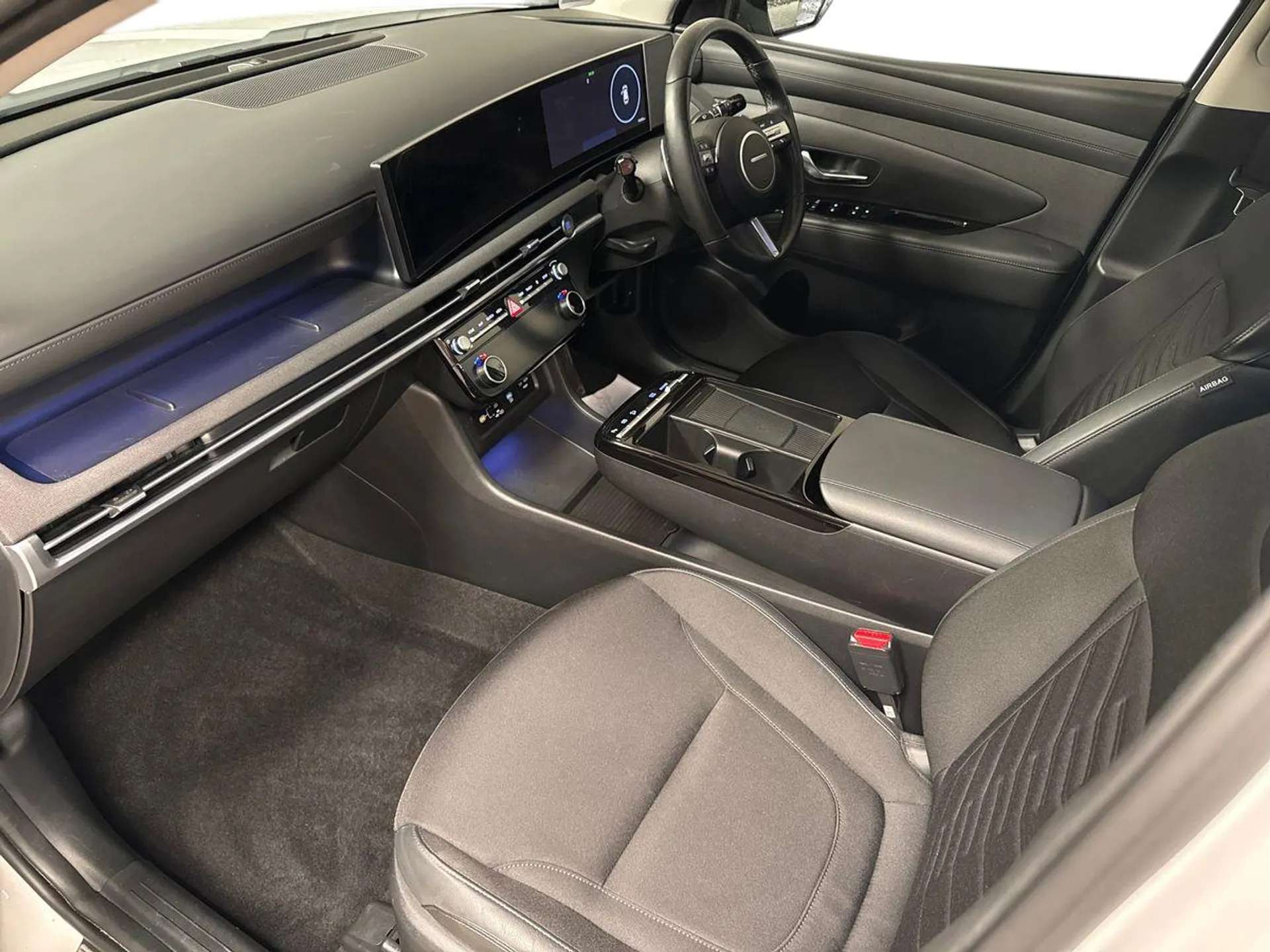 A 2024 HYUNDAI TUCSON 1.6T Hybrid Premium 5dr Auto A 2024 HYUNDAI TUCSON 1.6T Hybrid Premium 5dr Auto