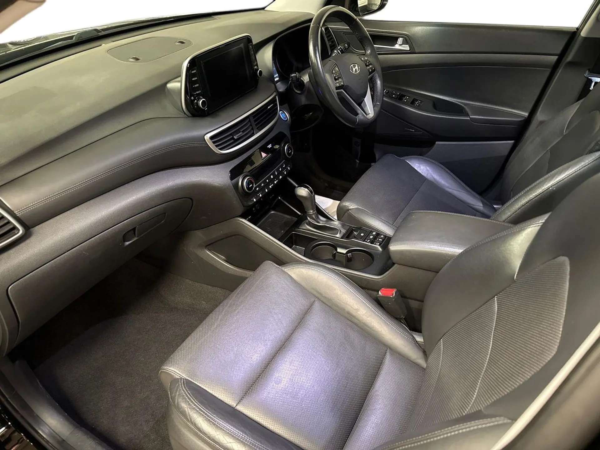 A 2019 HYUNDAI TUCSON 1.6 TGDi 177 Premium SE 5dr 2WD DCT A 2019 HYUNDAI TUCSON 1.6 TGDi 177 Premium SE 5dr 2WD DCT