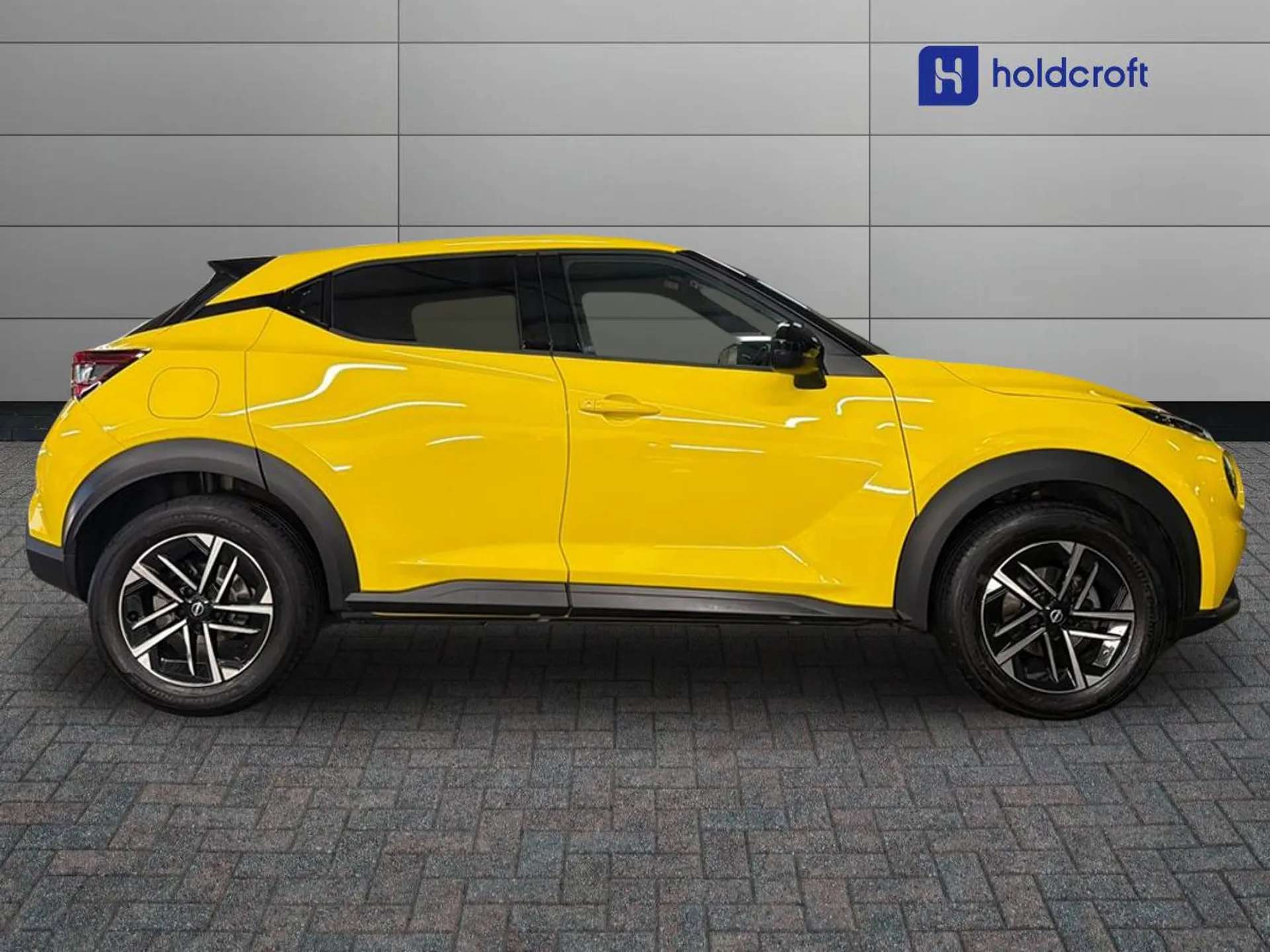 A 2025 NISSAN JUKE 1.0 DiG-T N-Connecta 5dr A 2025 NISSAN JUKE 1.0 DiG-T N-Connecta 5dr