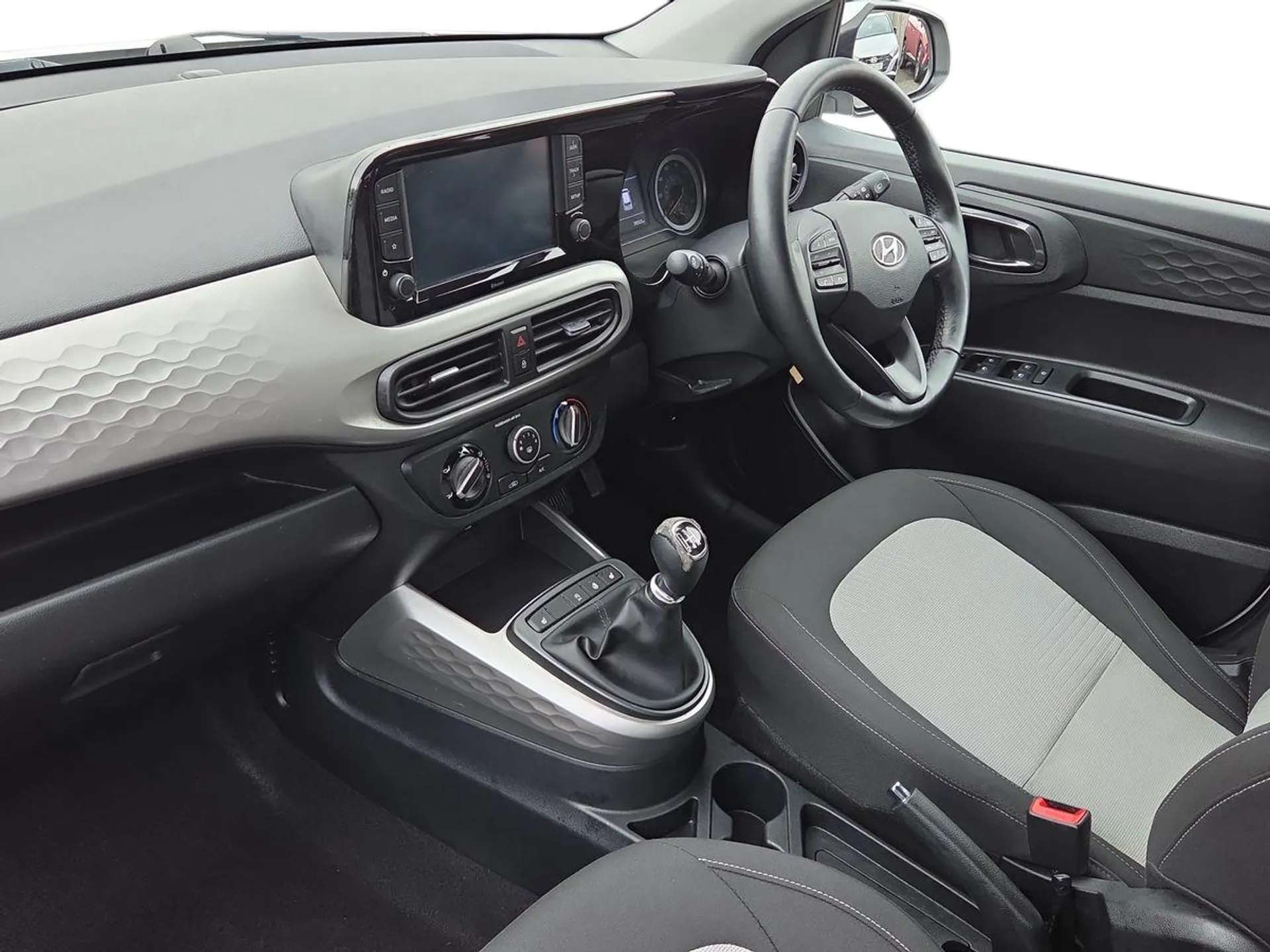A 2020 HYUNDAI I10 1.2 MPi Premium 5dr A 2020 HYUNDAI I10 1.2 MPi Premium 5dr
