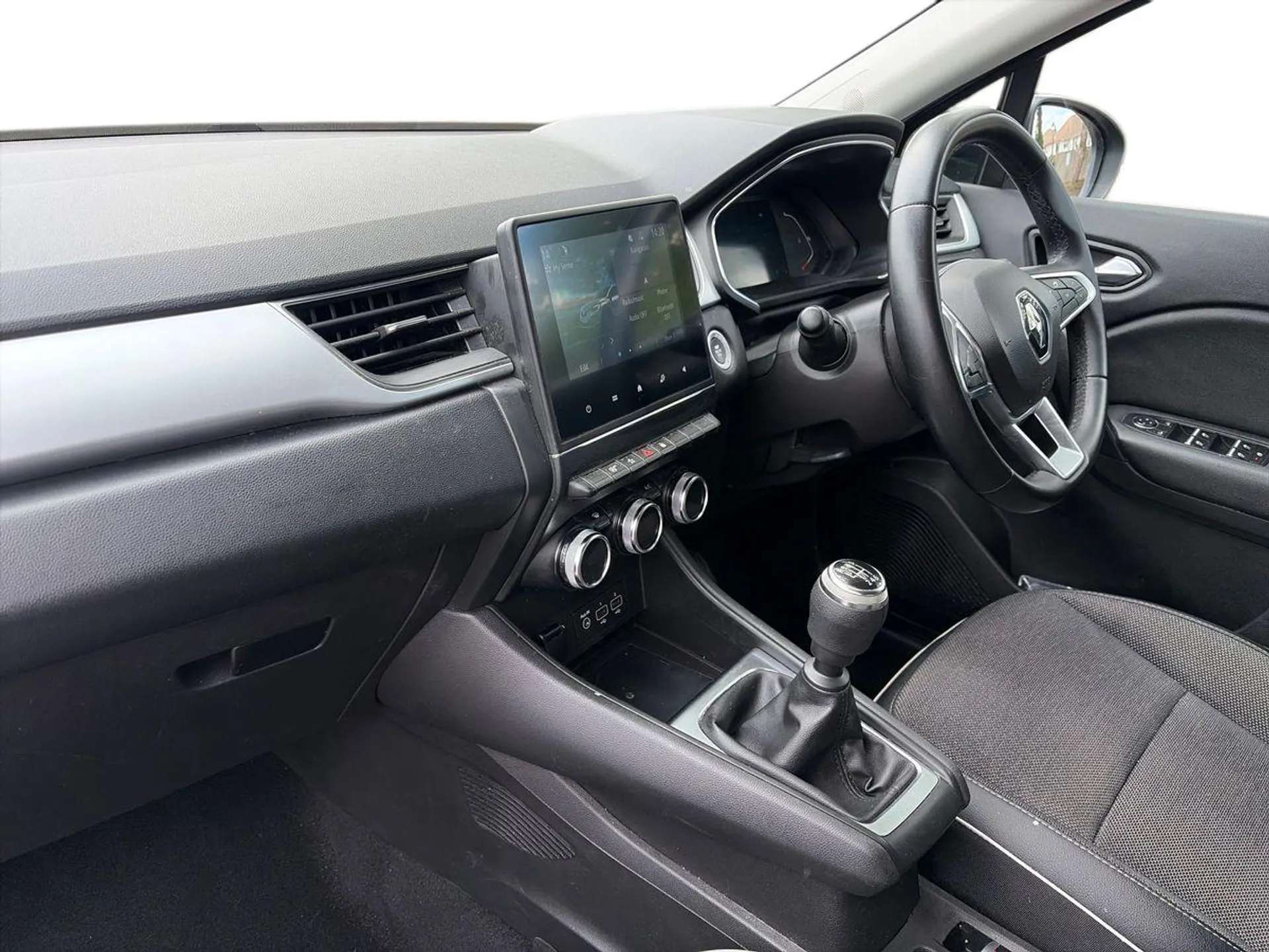A 2022 RENAULT CAPTUR 1.0 TCE 90 SE Edition 5dr A 2022 RENAULT CAPTUR 1.0 TCE 90 SE Edition 5dr