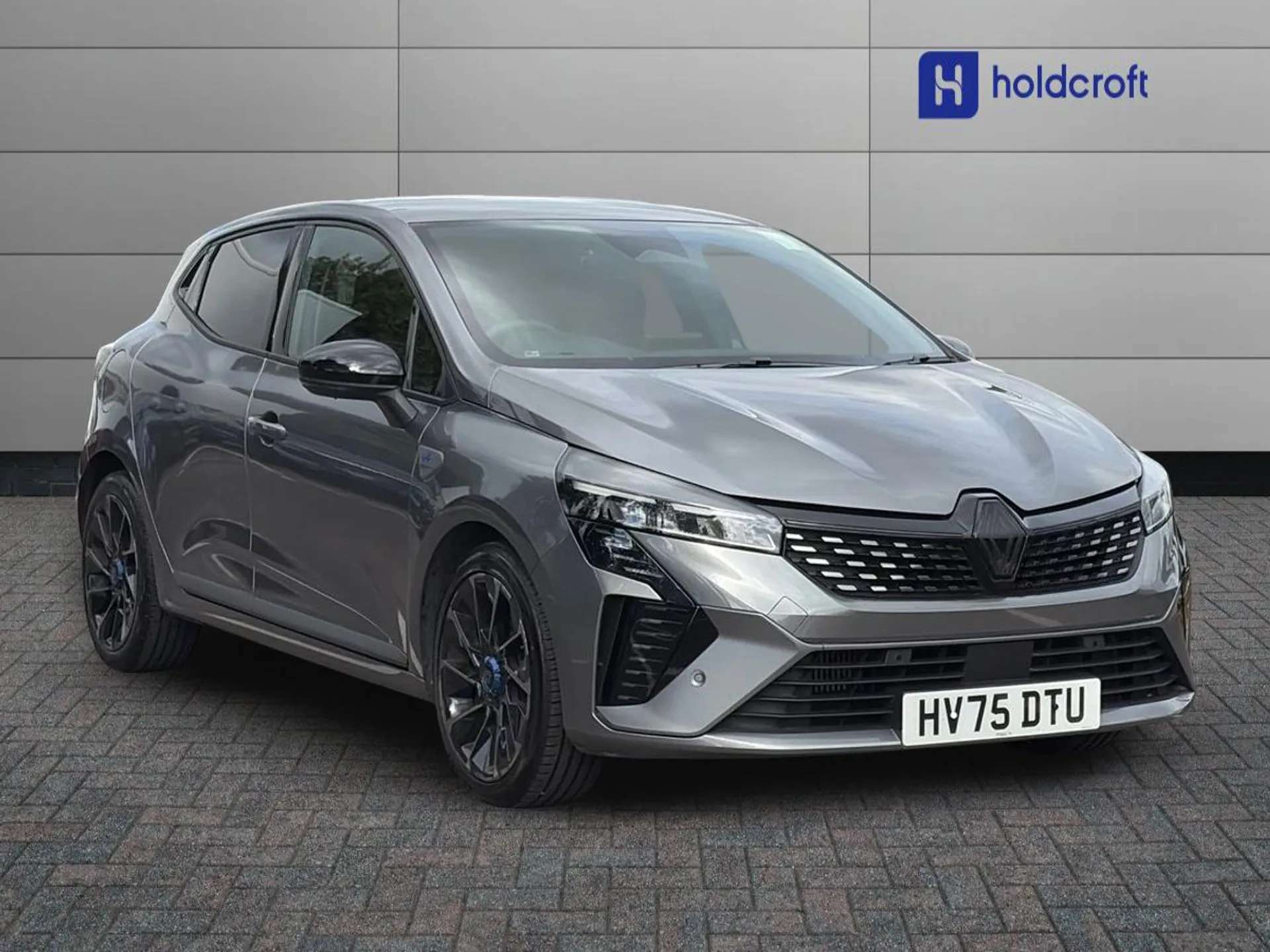 A 2025 RENAULT CLIO 1.0 TCe 90 Esprit Alpine 5dr A 2025 RENAULT CLIO 1.0 TCe 90 Esprit Alpine 5dr