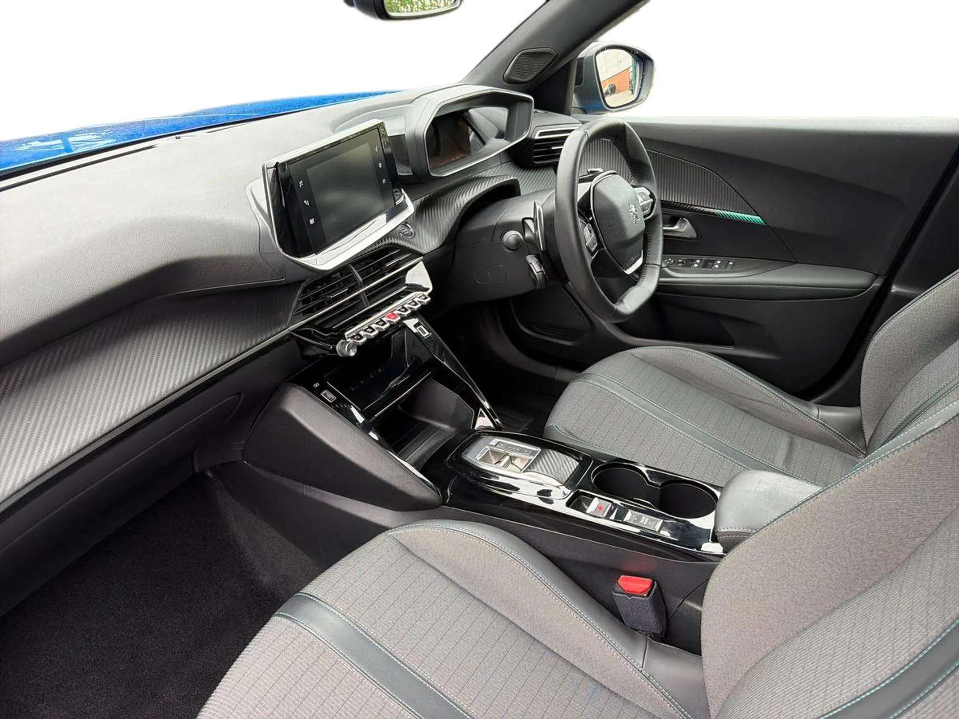 A 2023 PEUGEOT 2008 1.2 PureTech 130 Allure Premium+ 5dr EAT8 A 2023 PEUGEOT 2008 1.2 PureTech 130 Allure Premium+ 5dr EAT8
