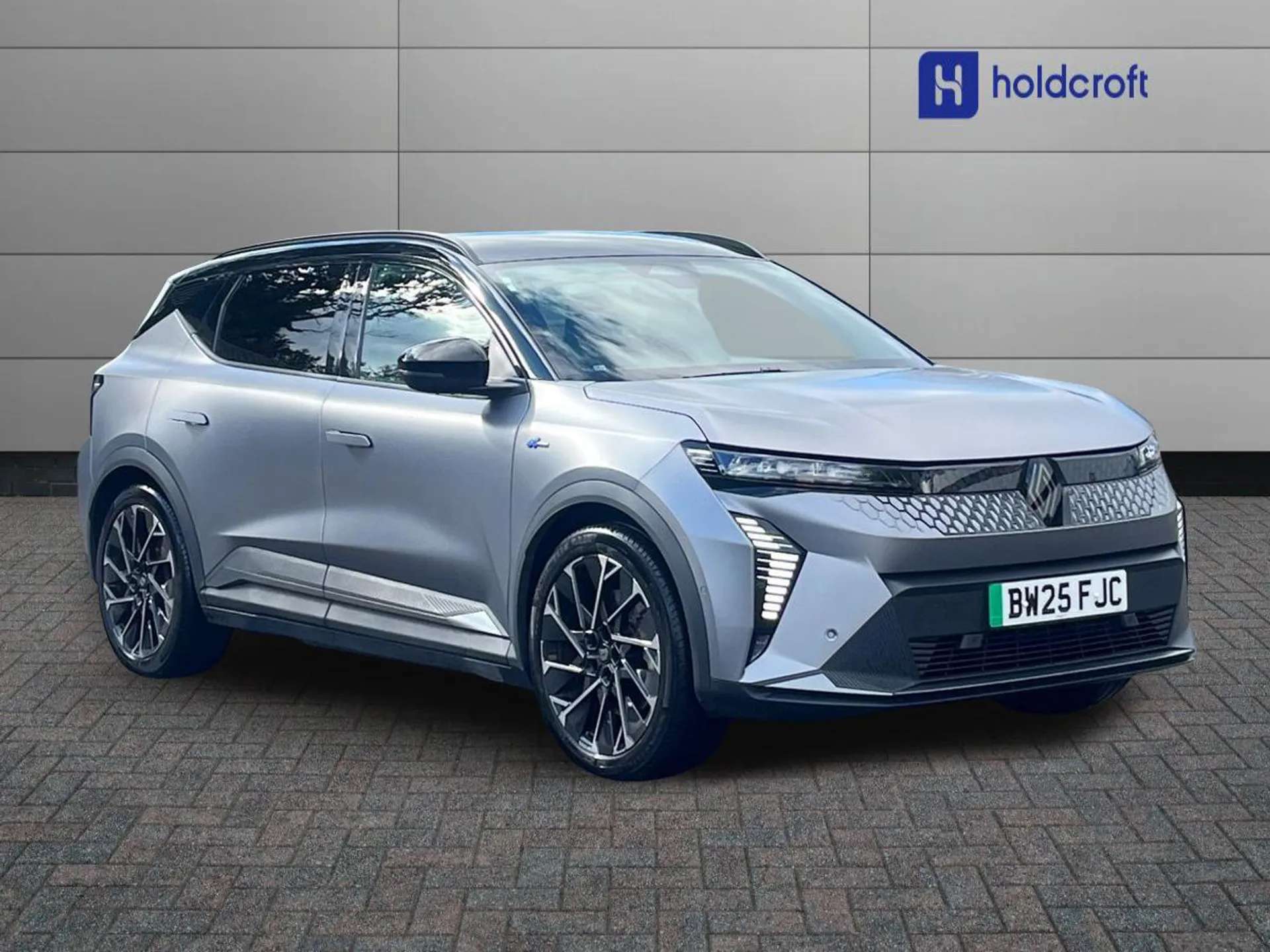 A 2025 RENAULT SCENIC E-TECH 160kW Esprit Alpine 87kWh Long Range 5dr Auto A 2025 RENAULT SCENIC E-TECH 160kW Esprit Alpine 87kWh Long Range 5dr Auto