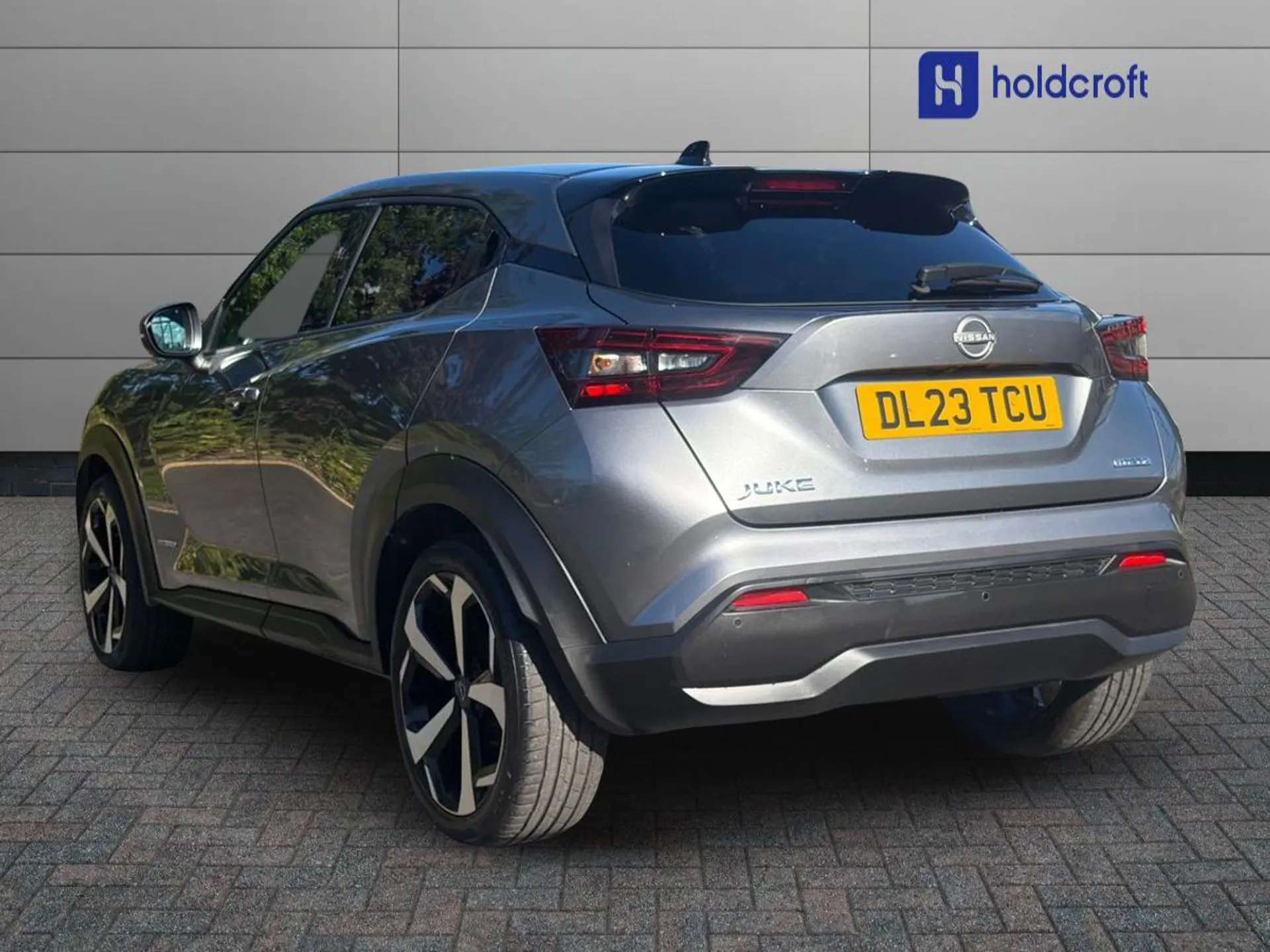 A 2023 NISSAN JUKE 1.6 Hybrid Tekna 5dr Auto A 2023 NISSAN JUKE 1.6 Hybrid Tekna 5dr Auto