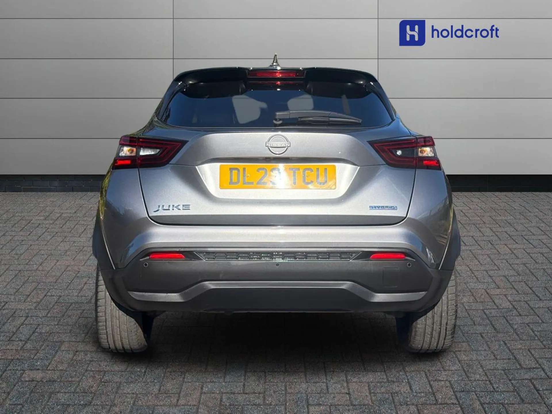 A 2023 NISSAN JUKE 1.6 Hybrid Tekna 5dr Auto A 2023 NISSAN JUKE 1.6 Hybrid Tekna 5dr Auto