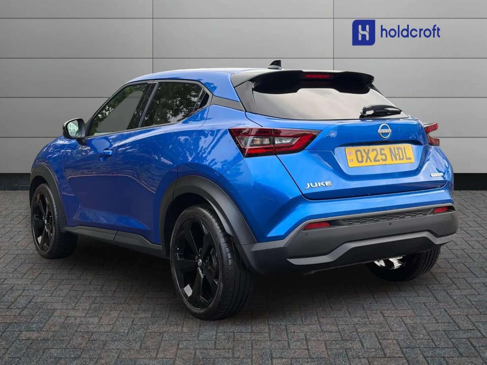 A 2025 NISSAN JUKE 1.6 Hybrid Tekna 5dr Auto A 2025 NISSAN JUKE 1.6 Hybrid Tekna 5dr Auto
