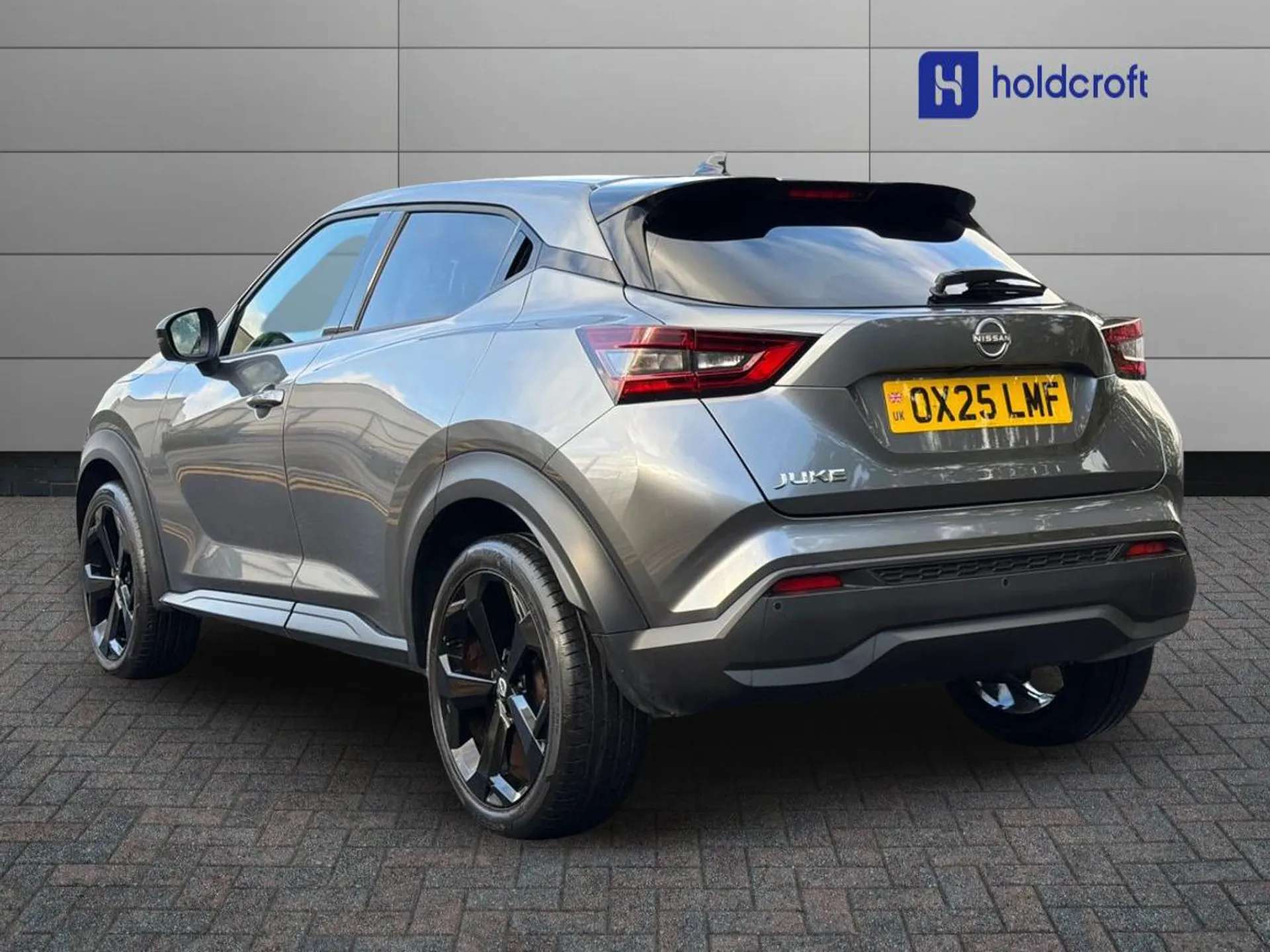 A 2025 NISSAN JUKE 1.0 DiG-T Tekna 5dr A 2025 NISSAN JUKE 1.0 DiG-T Tekna 5dr
