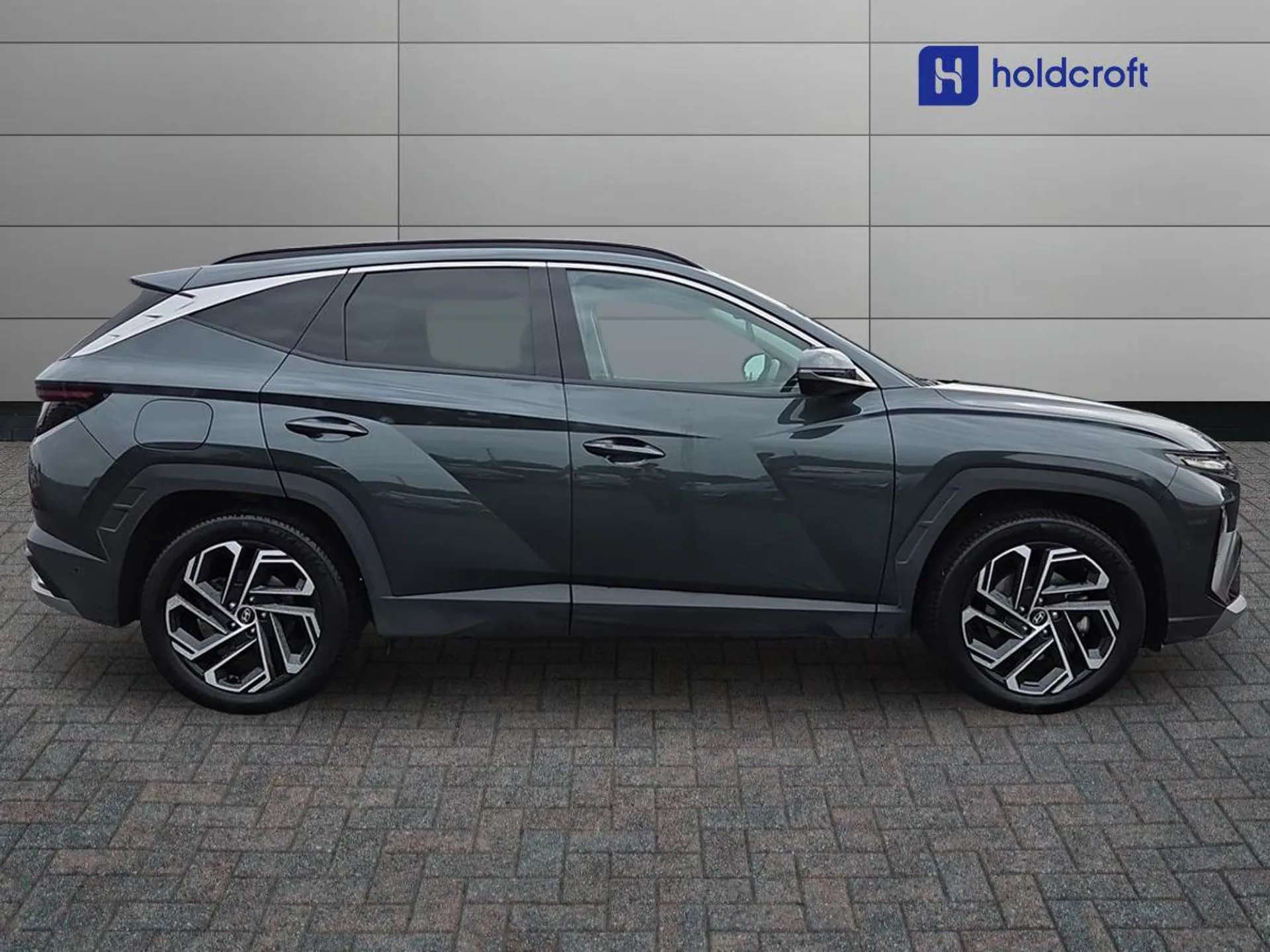 A 2025 HYUNDAI TUCSON 1.6T Plug-in Hybrid Ultimate 5dr Auto A 2025 HYUNDAI TUCSON 1.6T Plug-in Hybrid Ultimate 5dr Auto