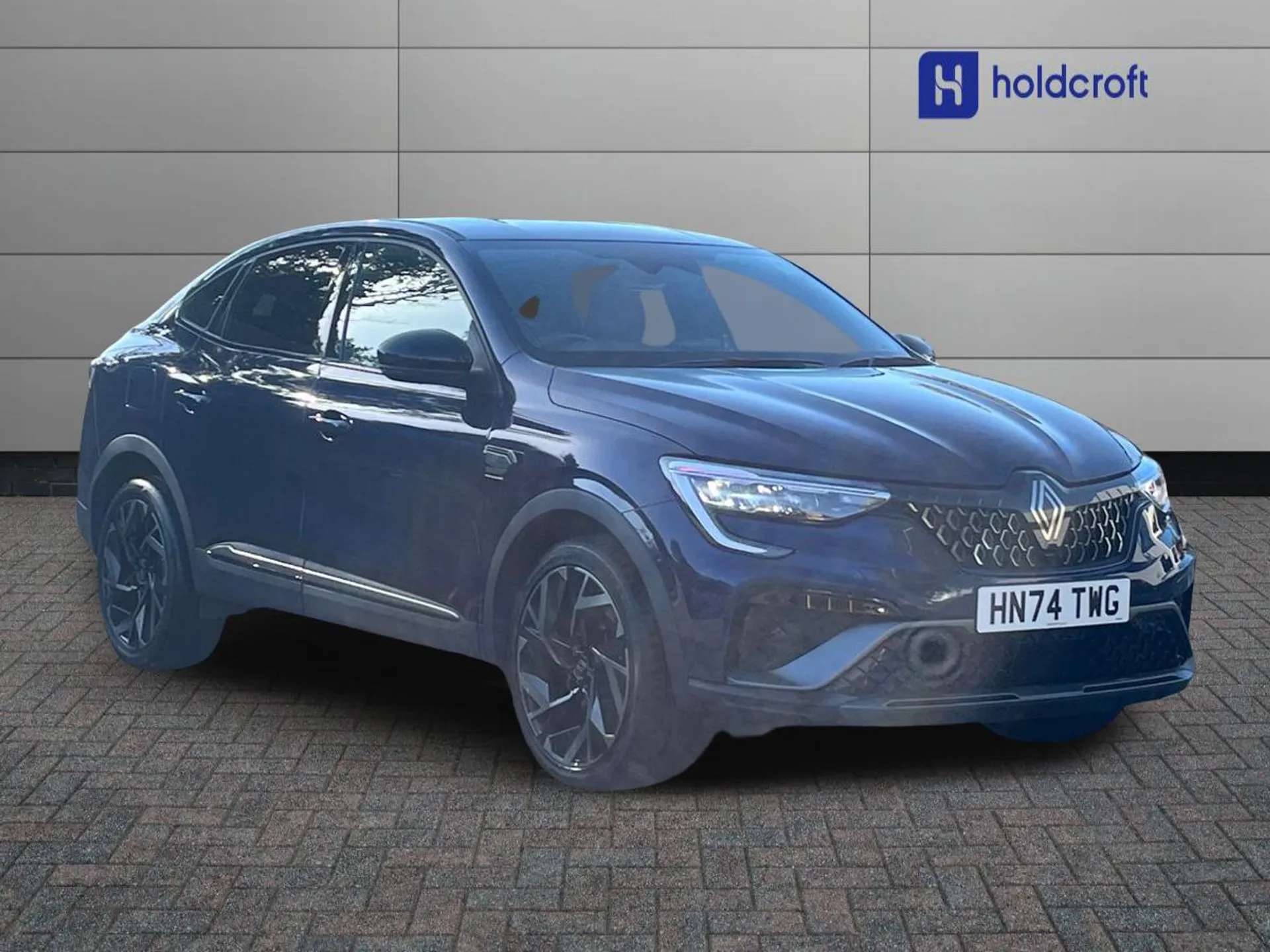 A 2024 RENAULT ARKANA 1.6 E-Tech FHEV 145 Esprit Alpine 5dr Auto A 2024 RENAULT ARKANA 1.6 E-Tech FHEV 145 Esprit Alpine 5dr Auto