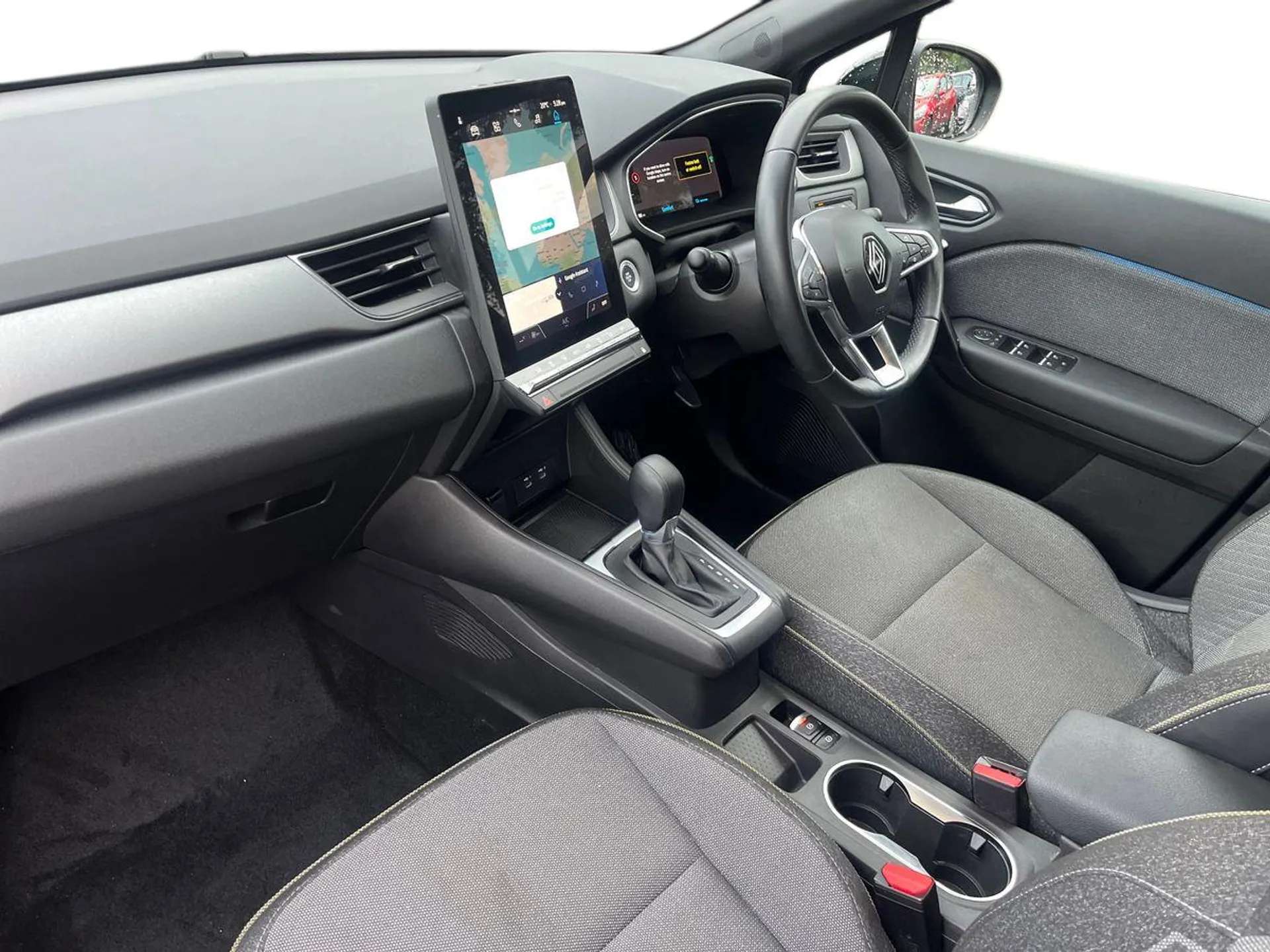 A 2024 RENAULT CAPTUR 1.6 E-Tech Full Hybrid 145 Techno 5dr Auto A 2024 RENAULT CAPTUR 1.6 E-Tech Full Hybrid 145 Techno 5dr Auto