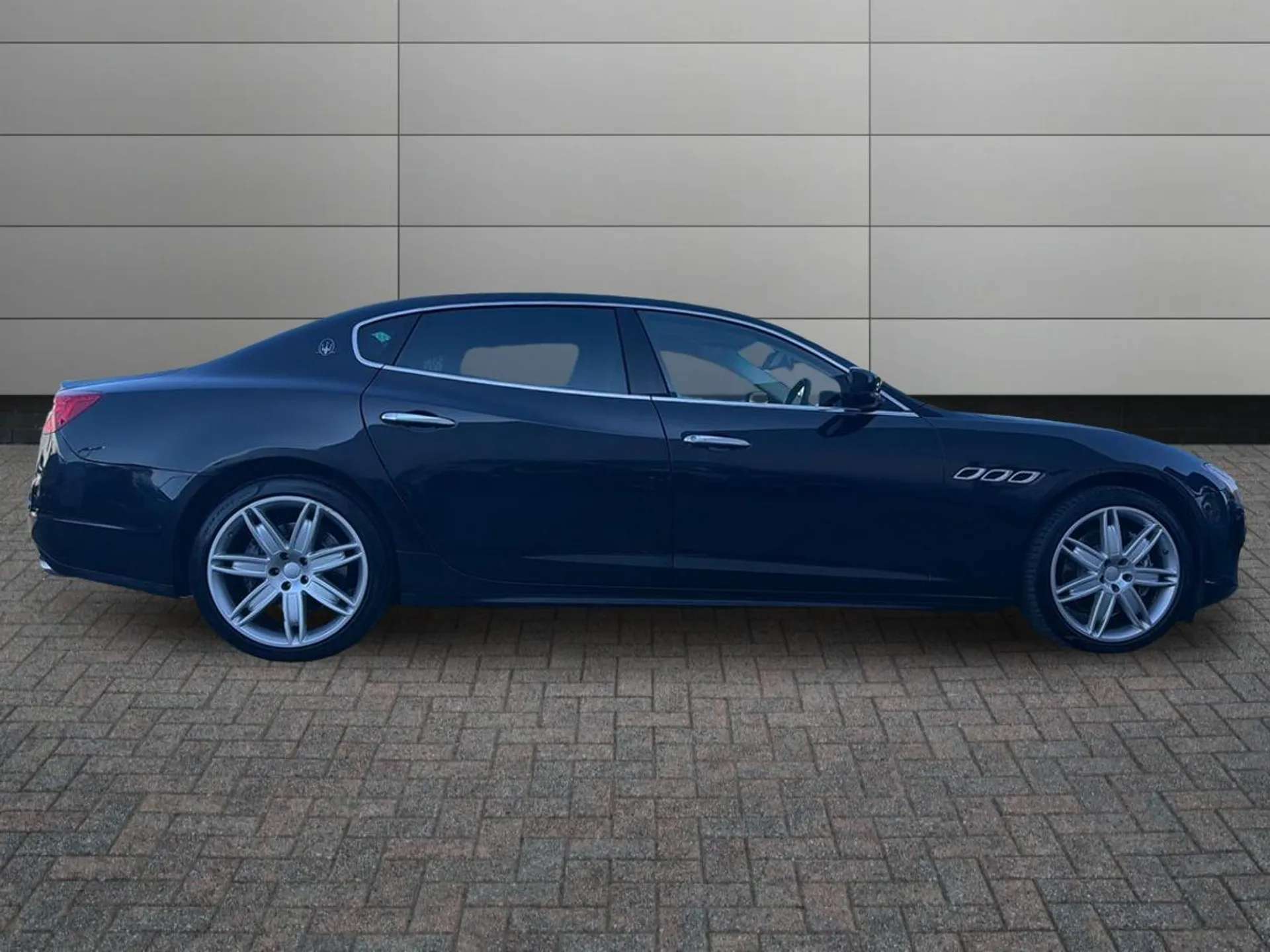 2015 MASERATI QUATTROPORTE 2015 MASERATI QUATTROPORTE