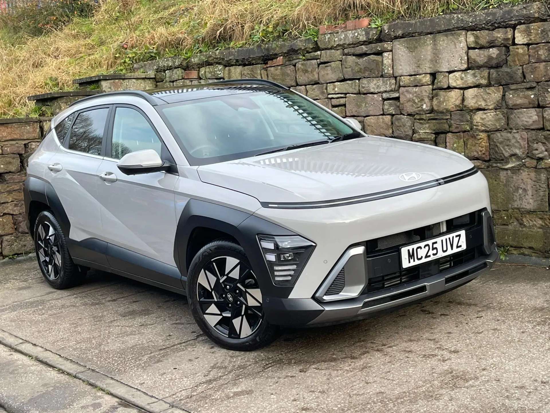 A 2025 HYUNDAI KONA 1.6T 138 Ultimate 5dr âNAVâLEATHERâADAPTIVE CRUISEâ A 2025 HYUNDAI KONA 1.6T 138 Ultimate 5dr âNAVâLEATHERâADAPTIVE CRUISEâ