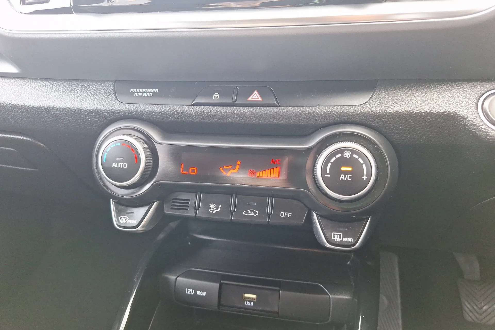 2022 KIA STONIC 2022 KIA STONIC