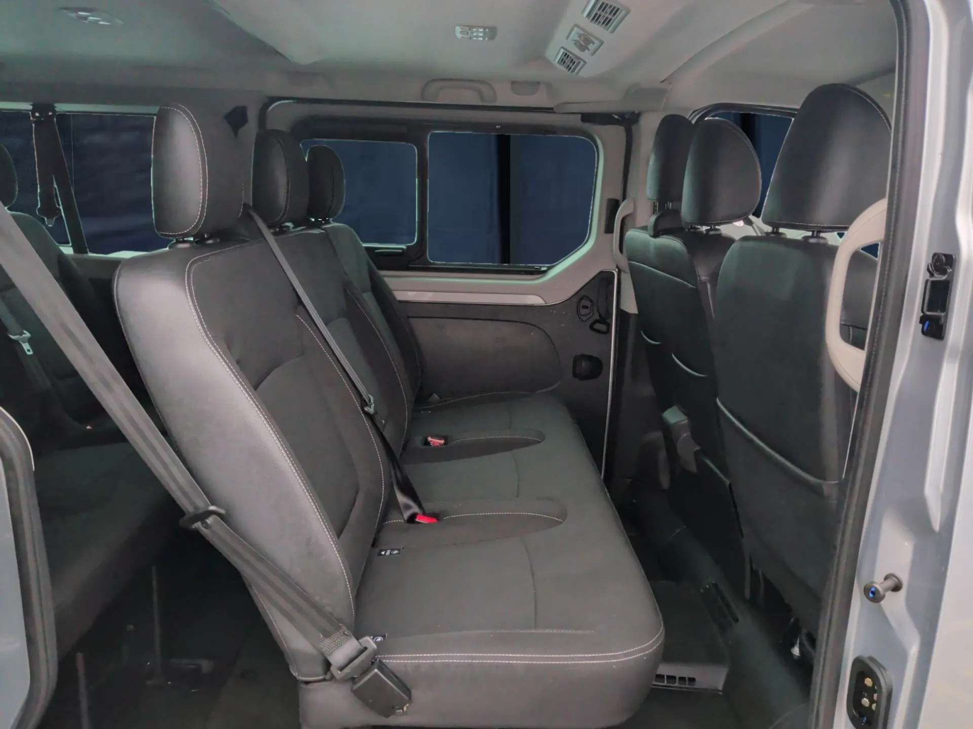 2025 RENAULT TRAFIC 2025 RENAULT TRAFIC