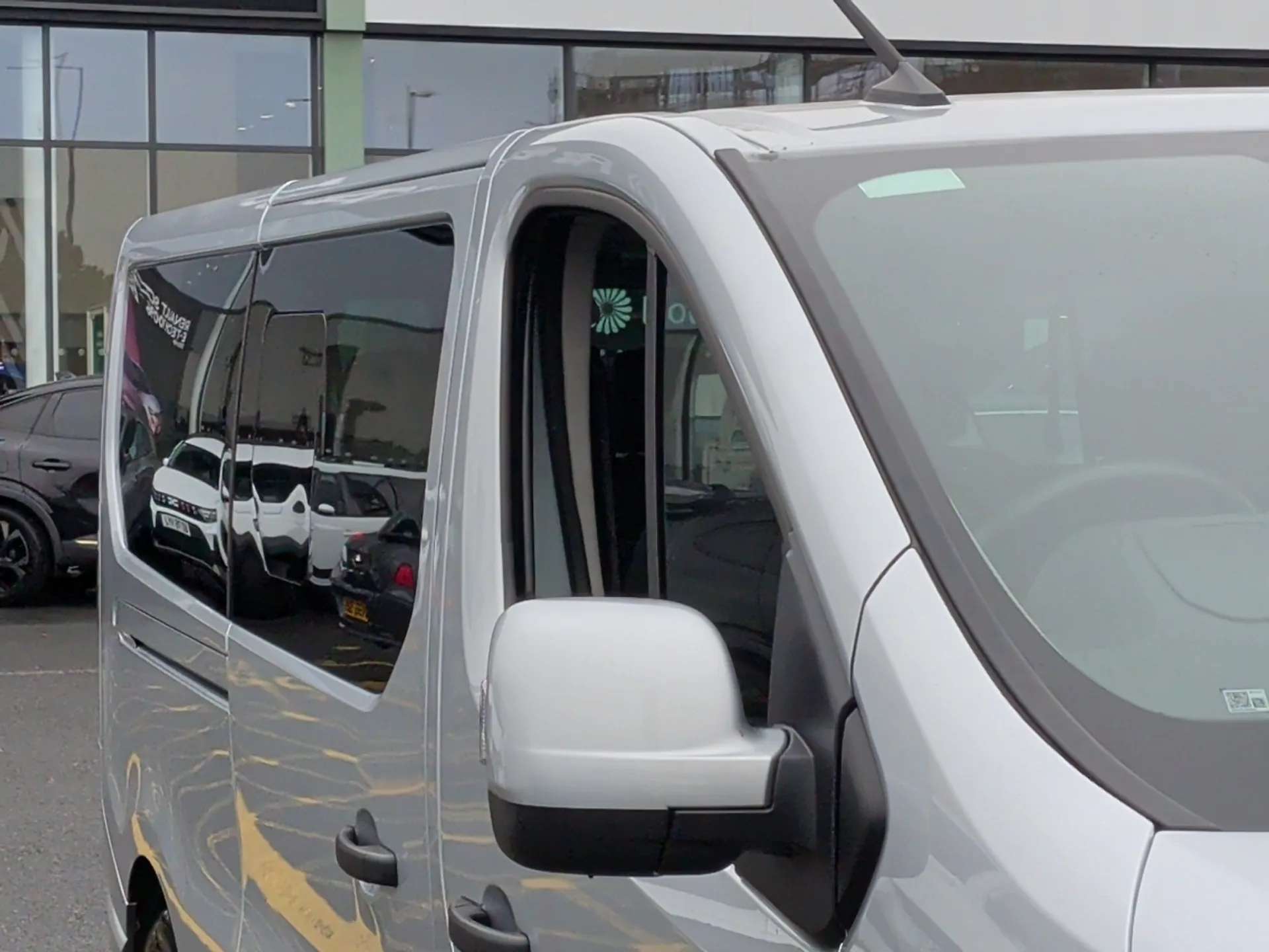 2025 RENAULT TRAFIC 2025 RENAULT TRAFIC