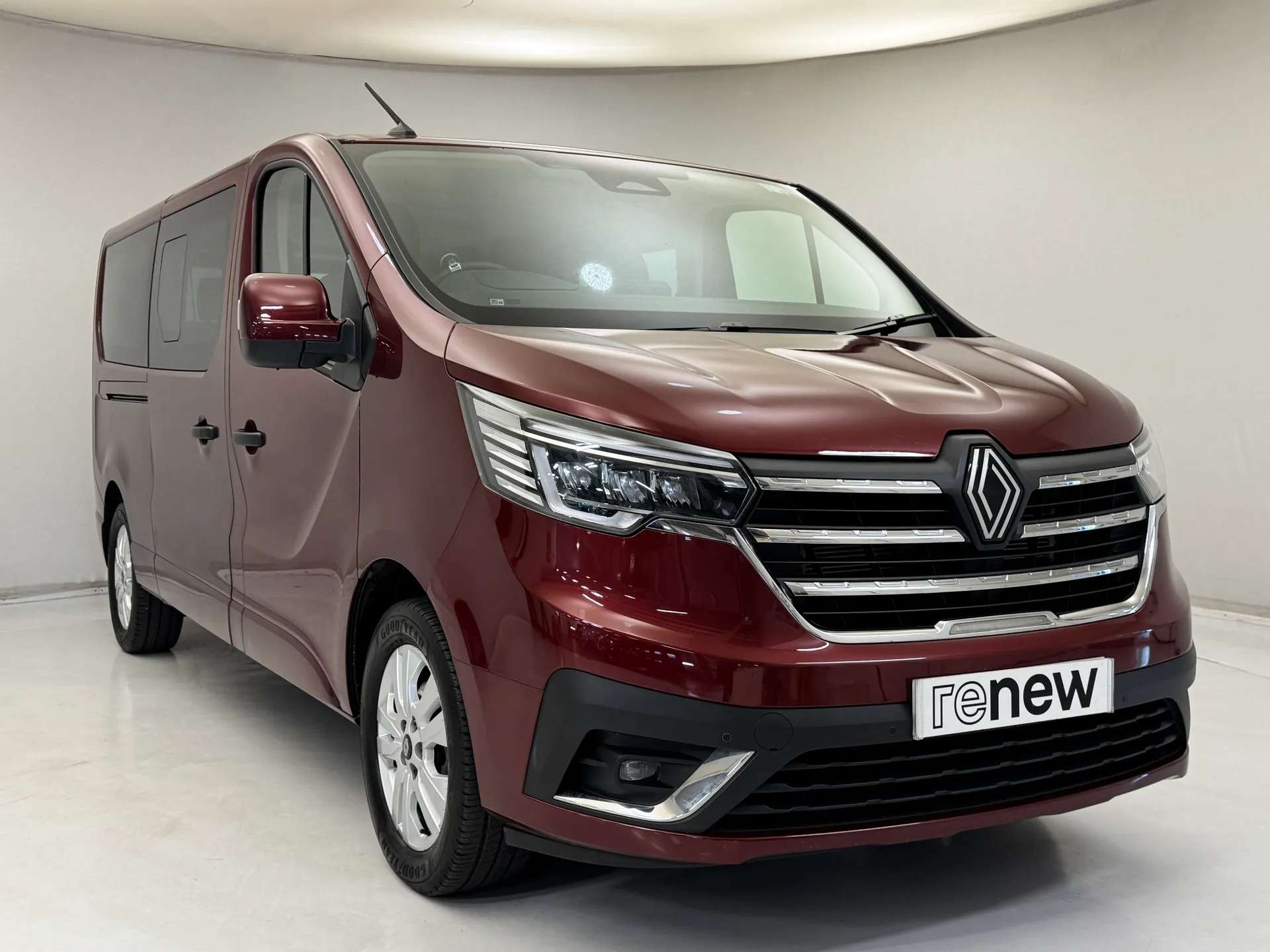 2025 RENAULT TRAFIC 2025 RENAULT TRAFIC