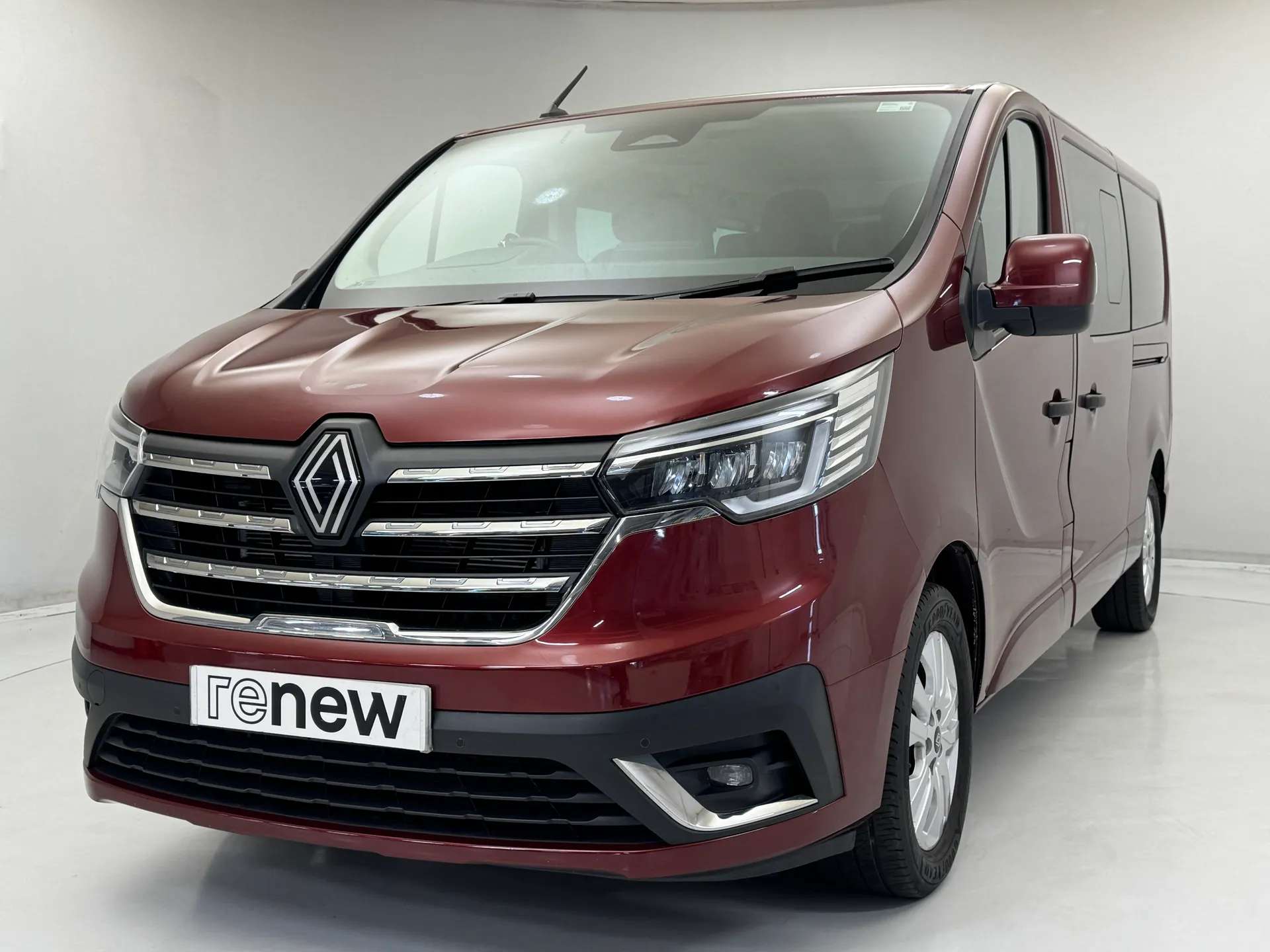 2025 RENAULT TRAFIC 2025 RENAULT TRAFIC
